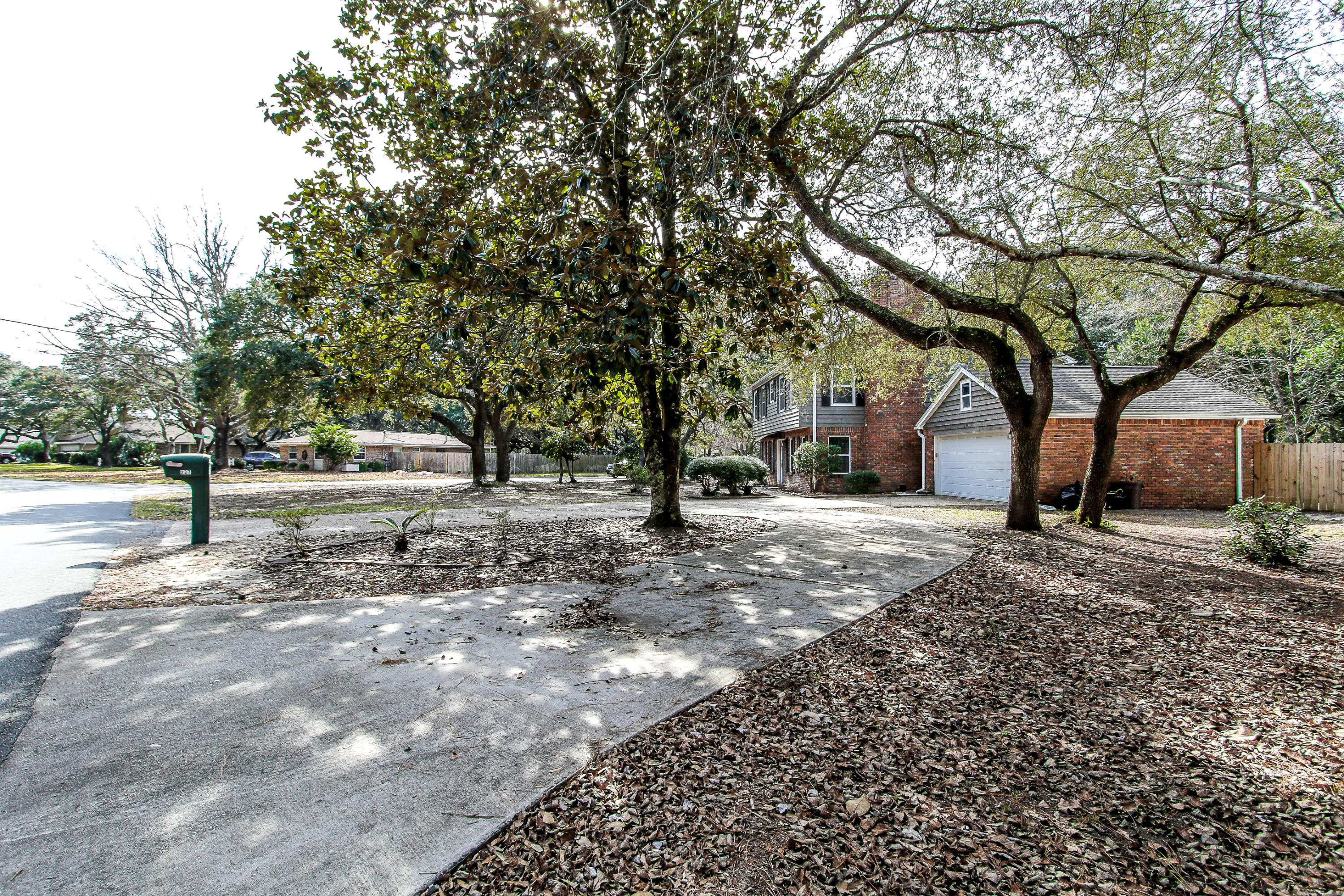 LAKE LORRAINE ESTATES 2 - Residential