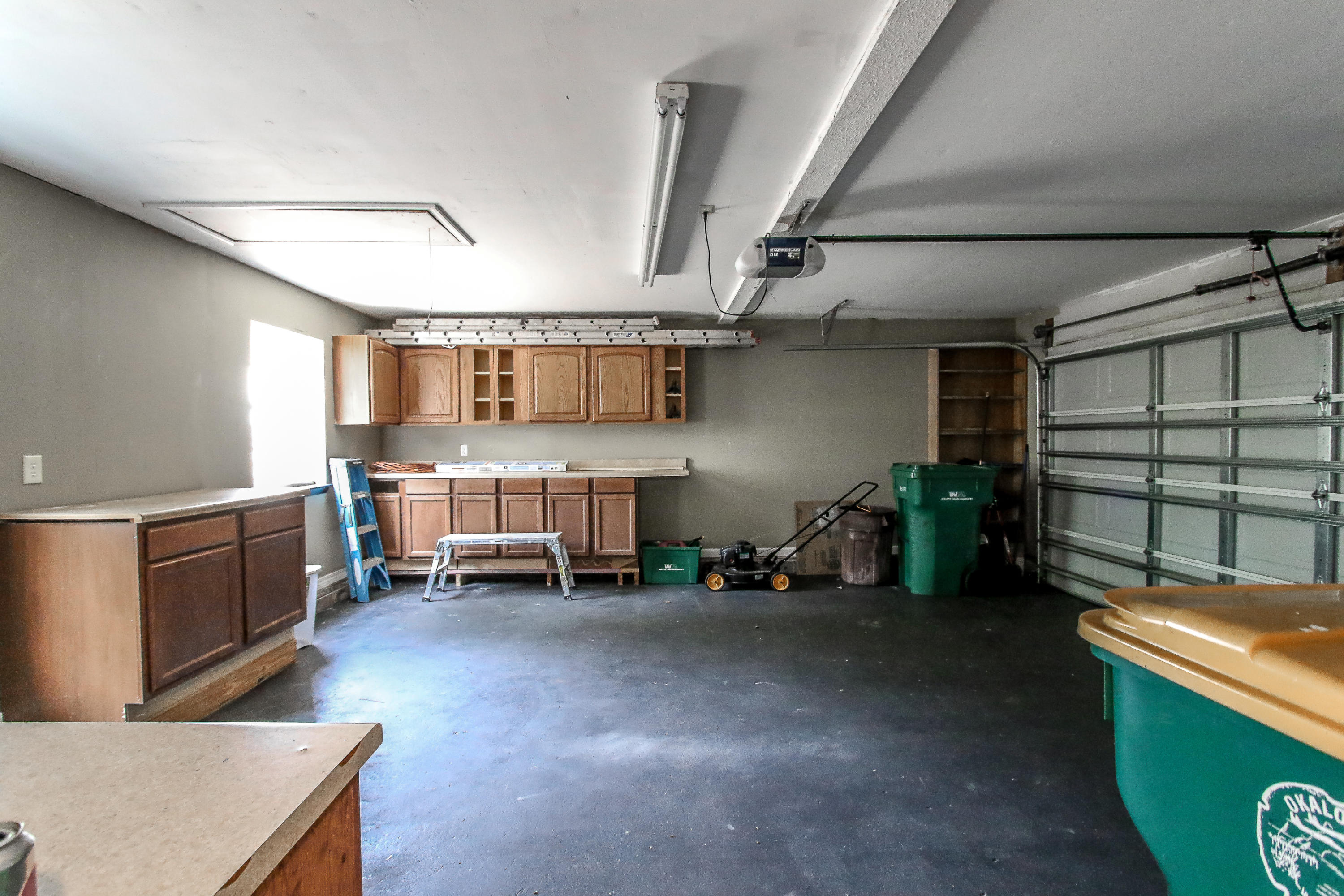 LAKE LORRAINE ESTATES 2 - Residential