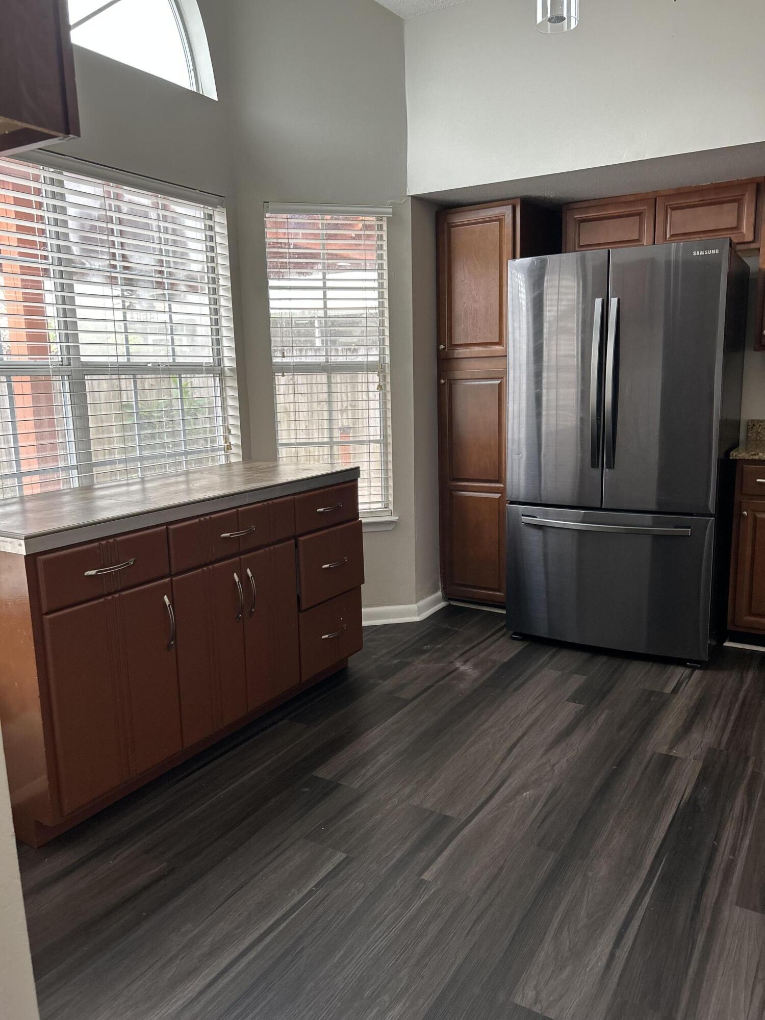 CANTERBURY WOODS - Residential Lease