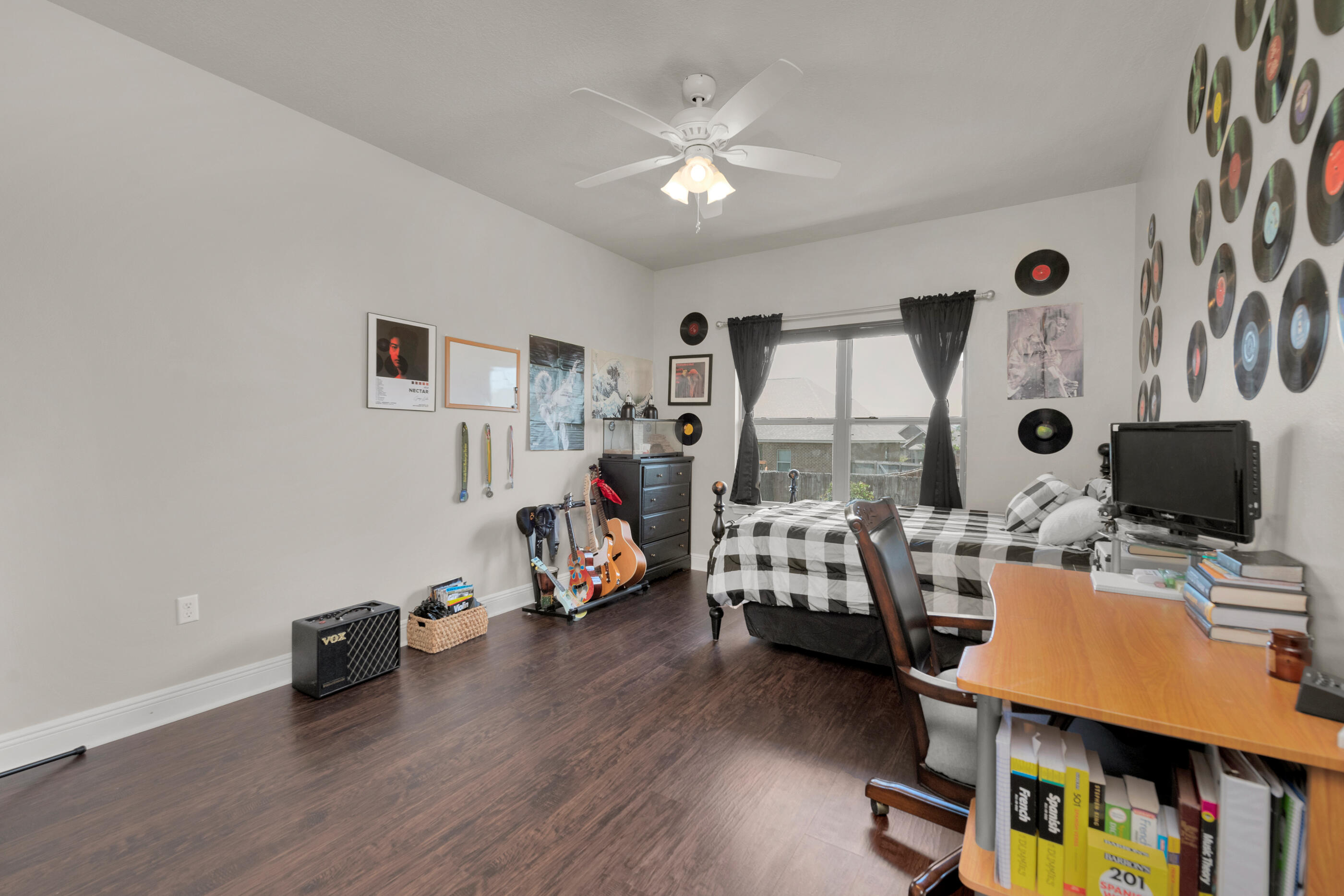 LIBERTY OAKS - Residential