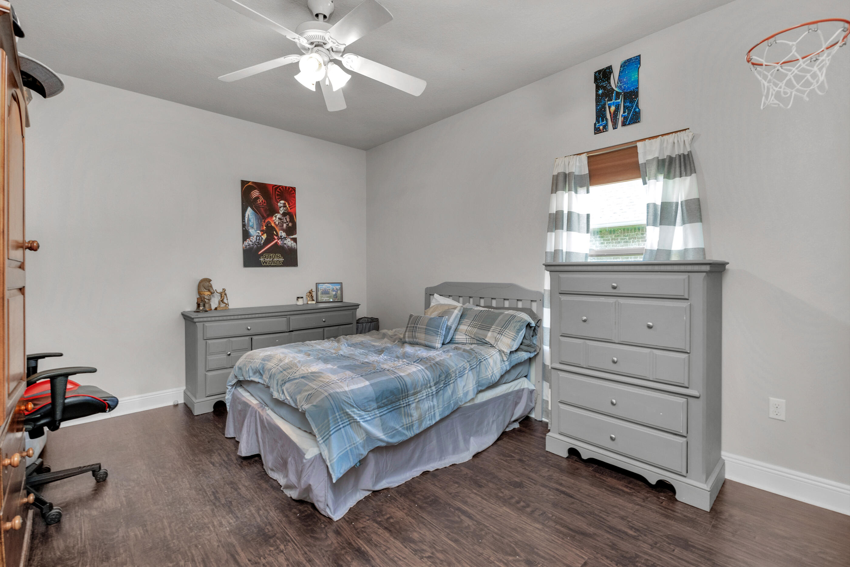 LIBERTY OAKS - Residential