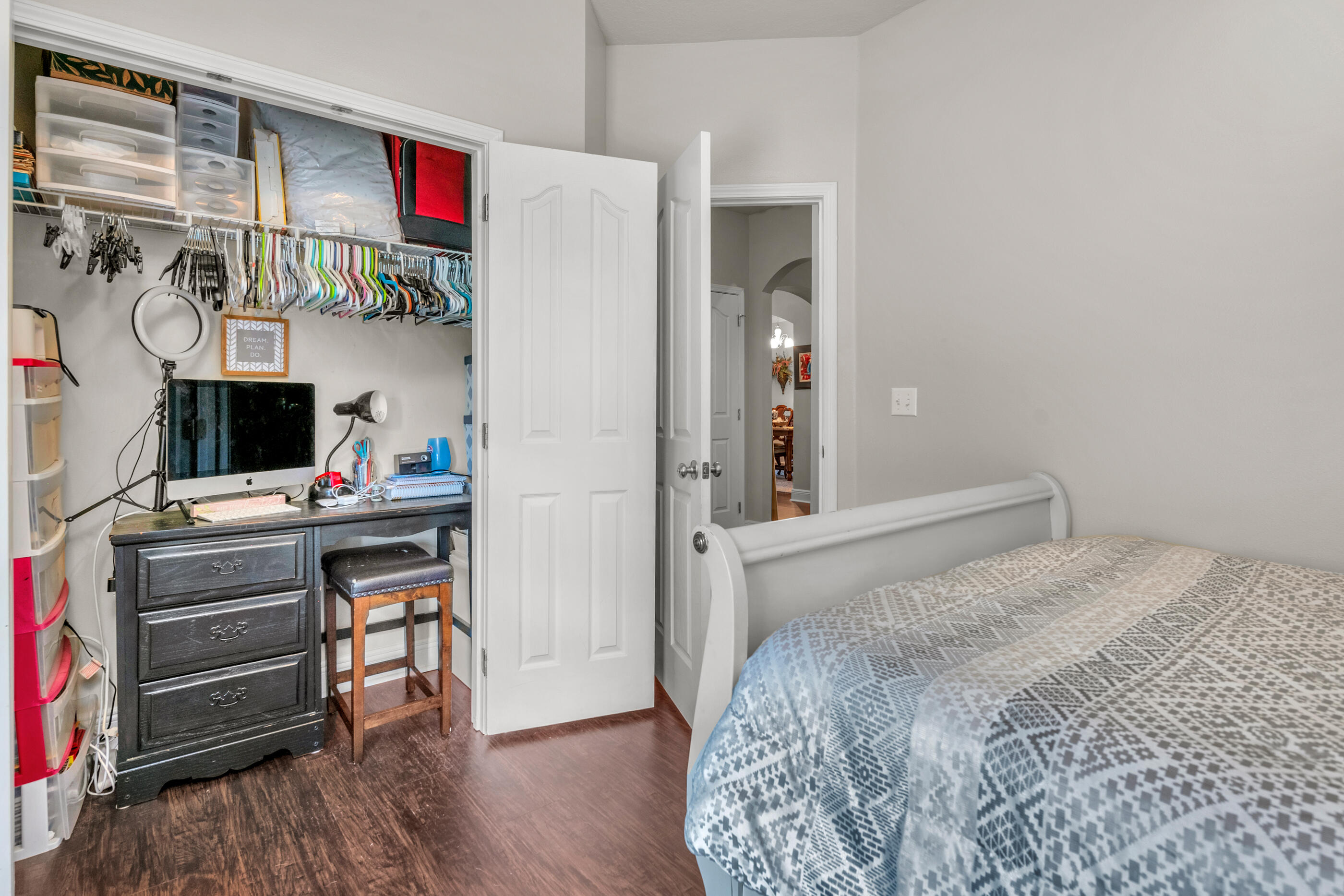 LIBERTY OAKS - Residential