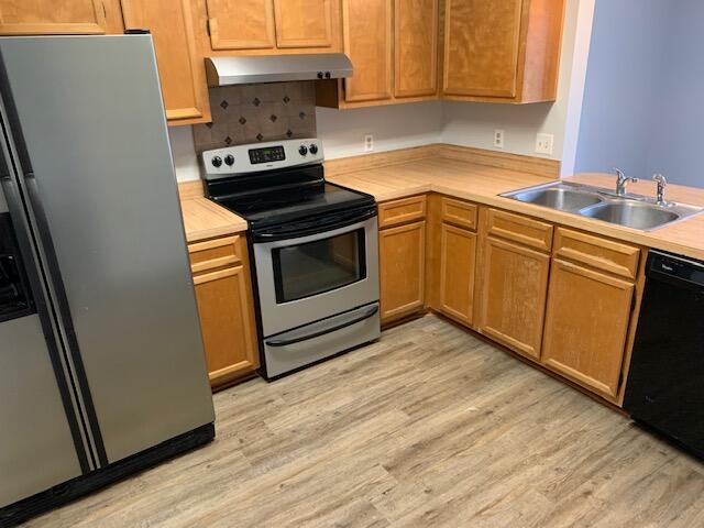 PORT DIXIE PATIO HOMES - Residential Lease