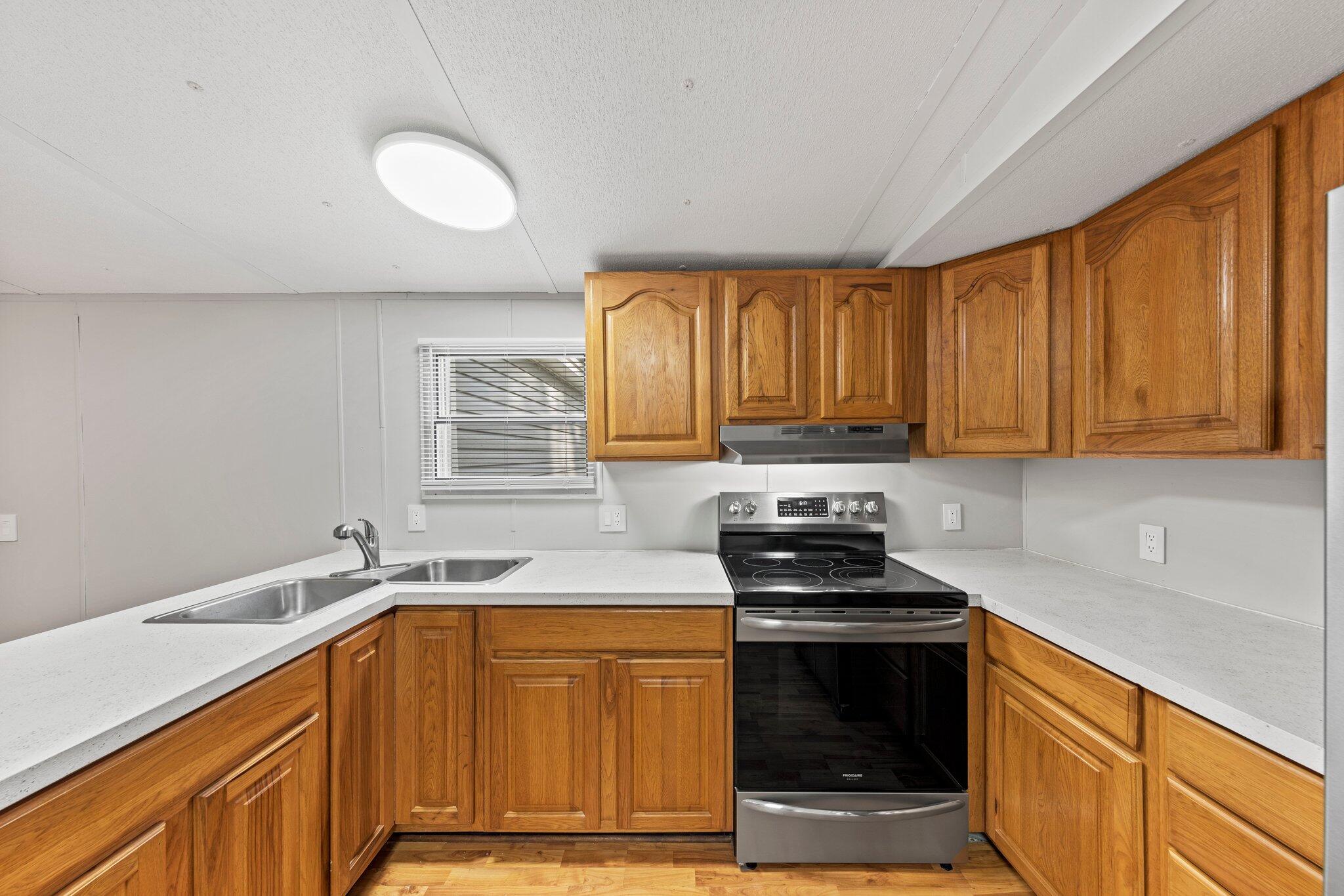 CHEROKEE - Residential Lease