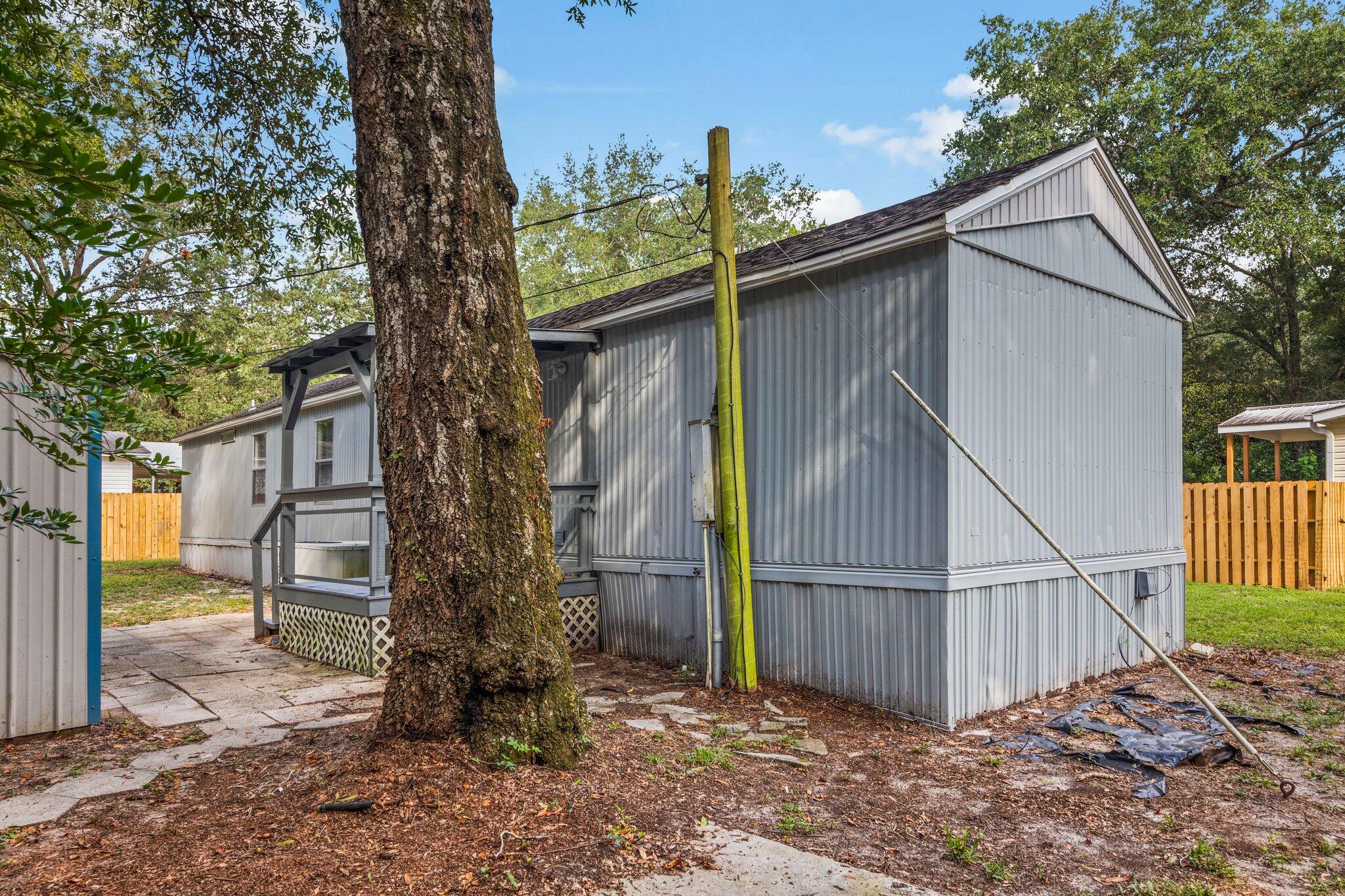 CHEROKEE - Residential Lease