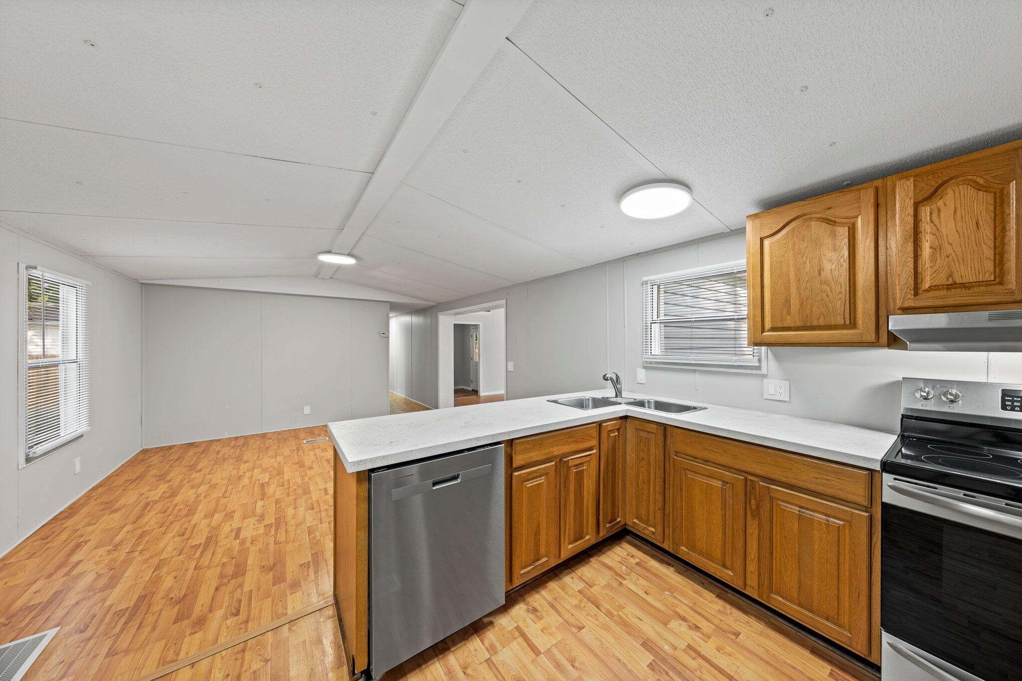 CHEROKEE - Residential Lease