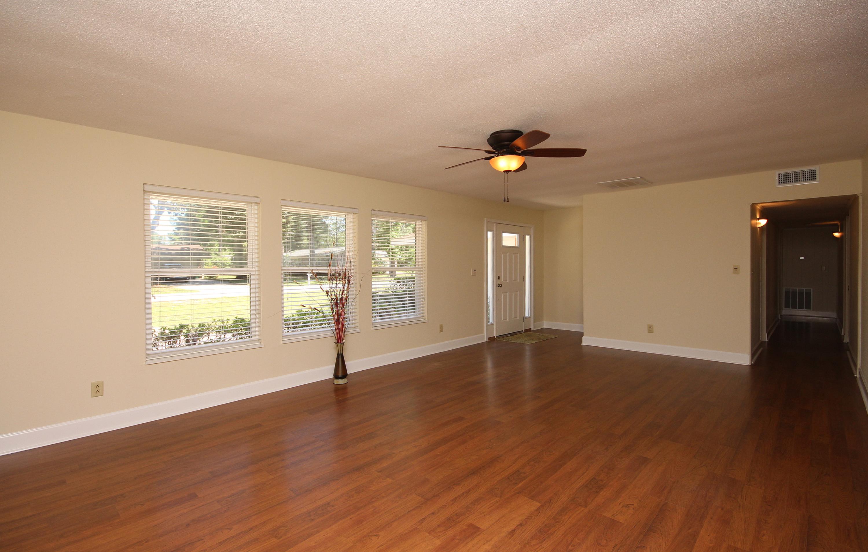 BAYOU POQUITO - Residential