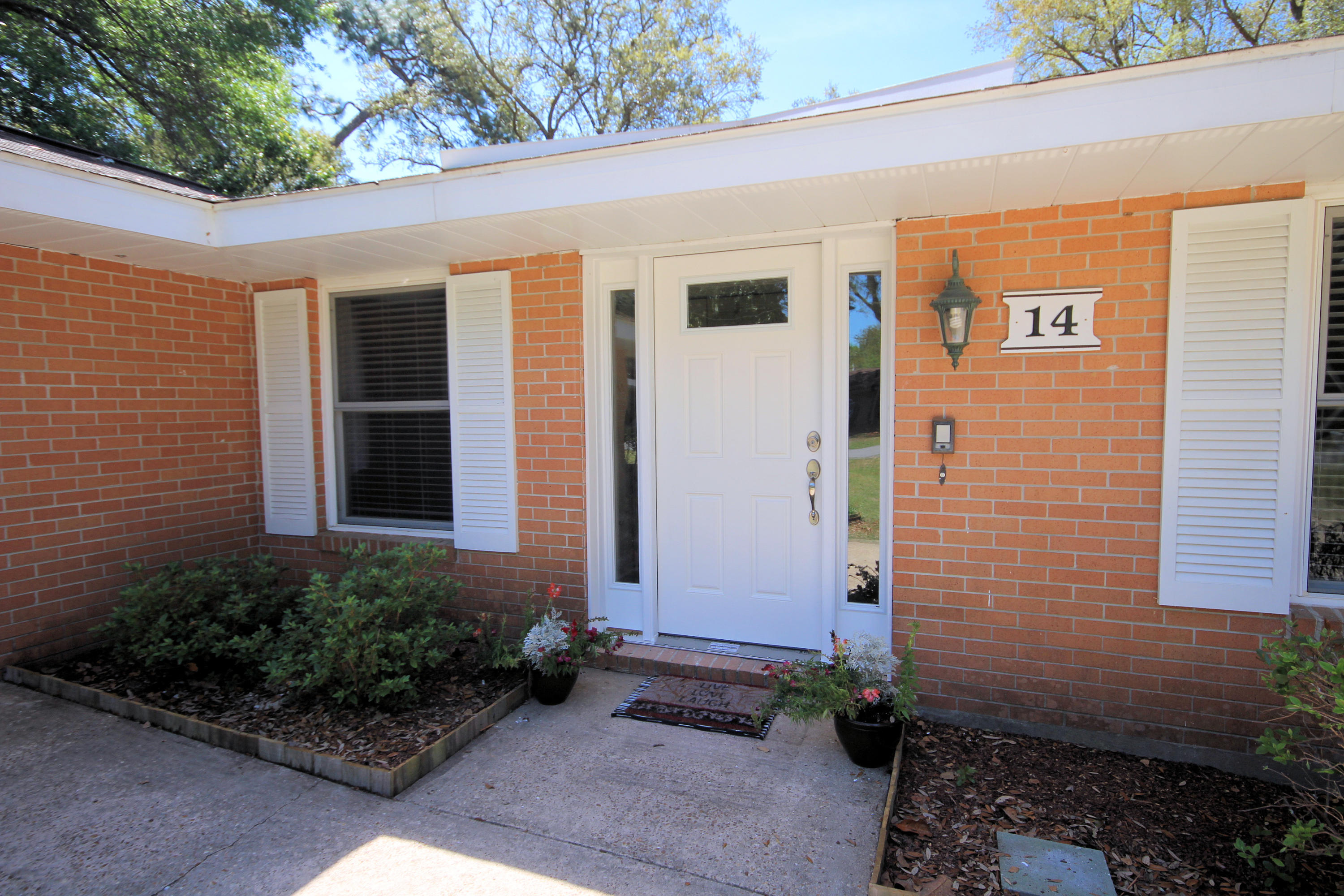 BAYOU POQUITO - Residential