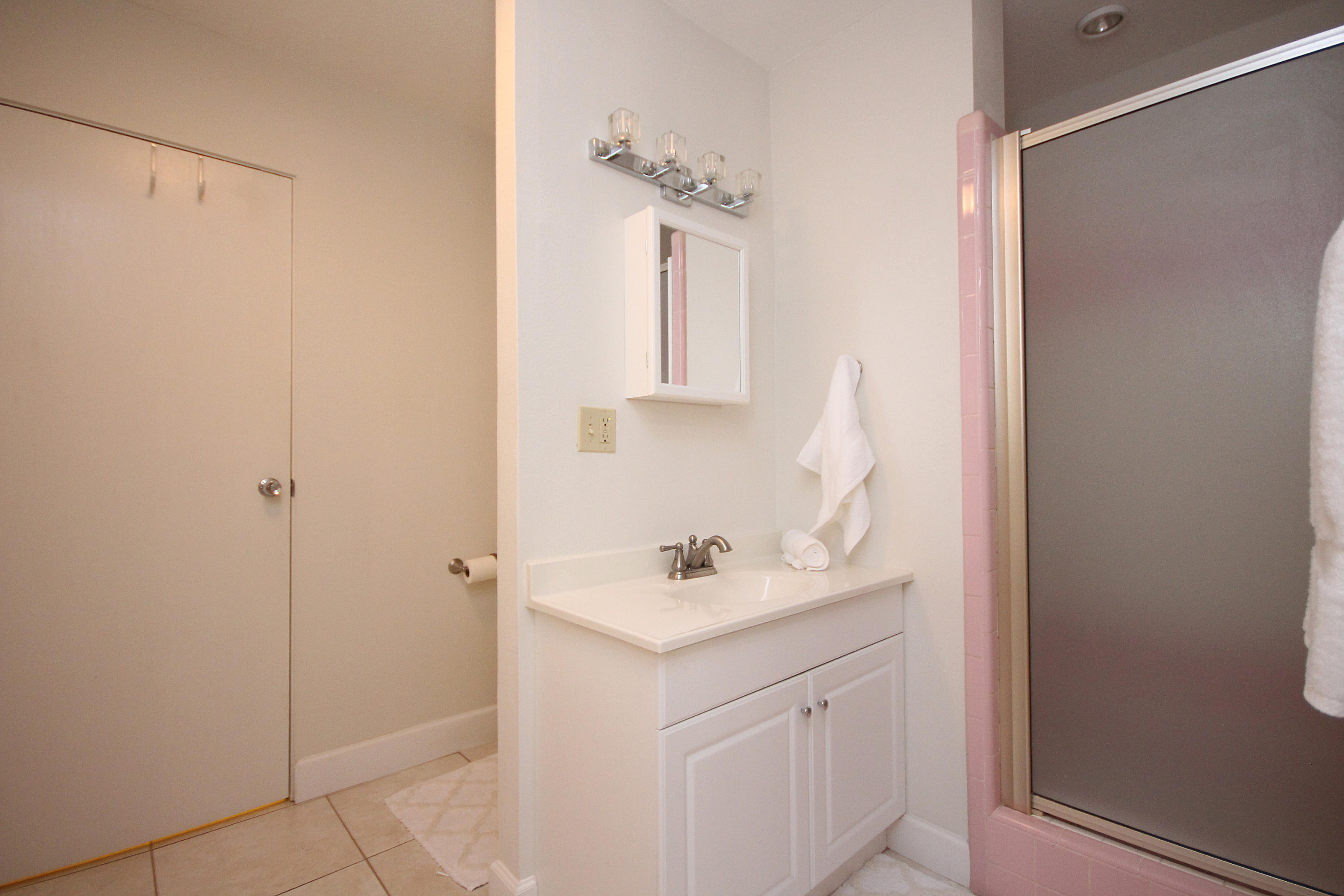 BAYOU POQUITO - Residential