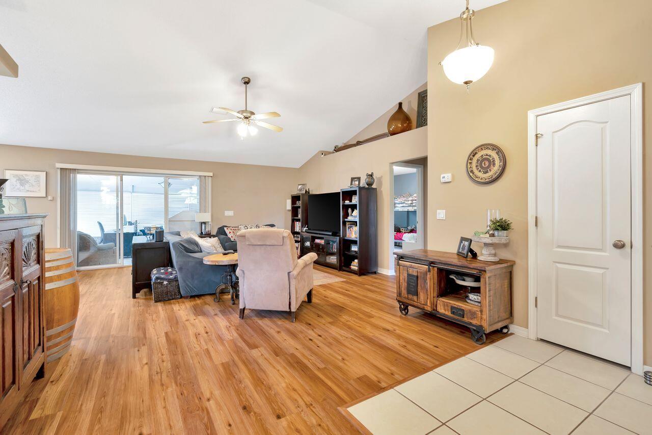 HOLLEY BY THE SEA - Residential