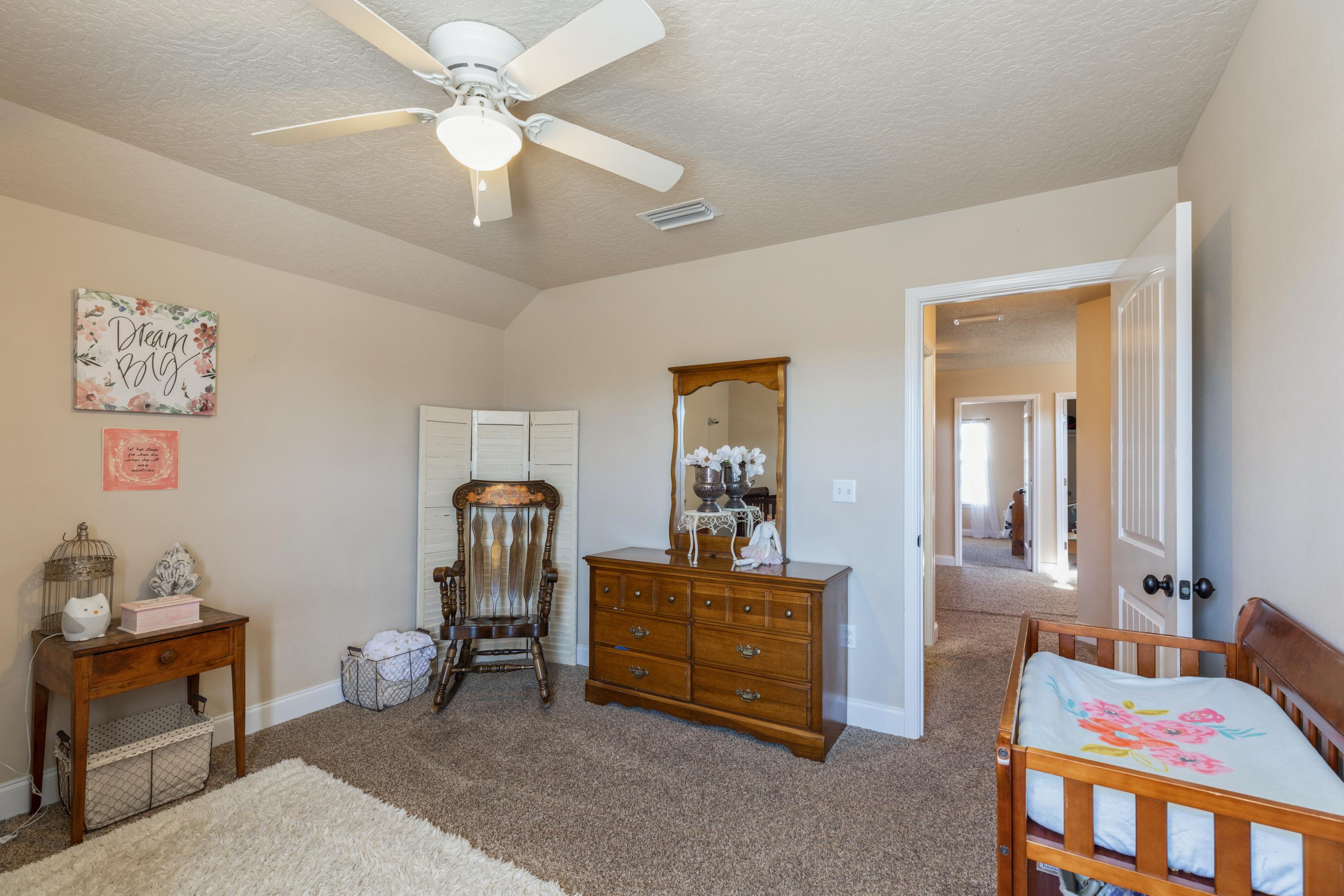 KAITLYNS PRESERVE LOT 8 - Residential