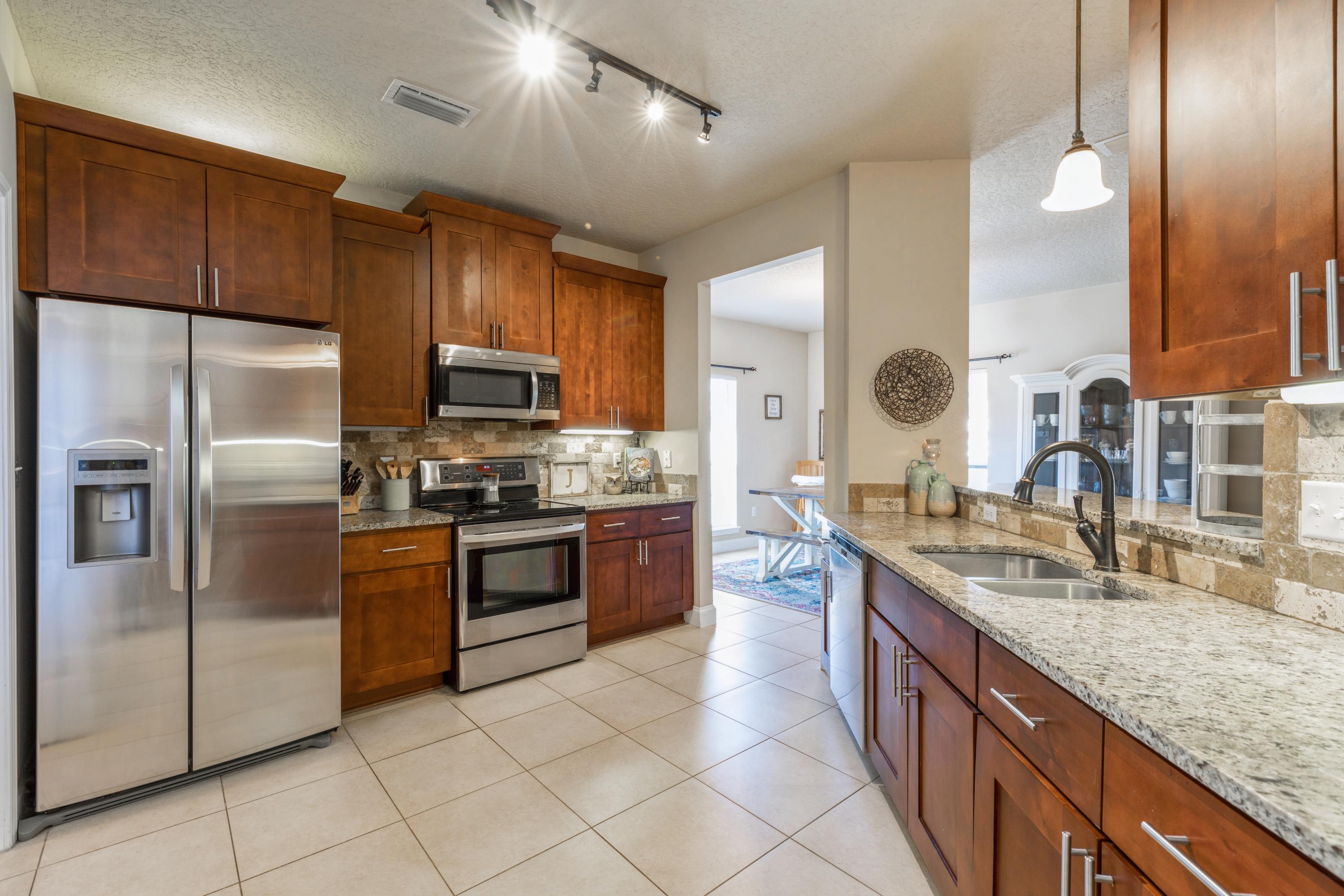 KAITLYNS PRESERVE LOT 8 - Residential