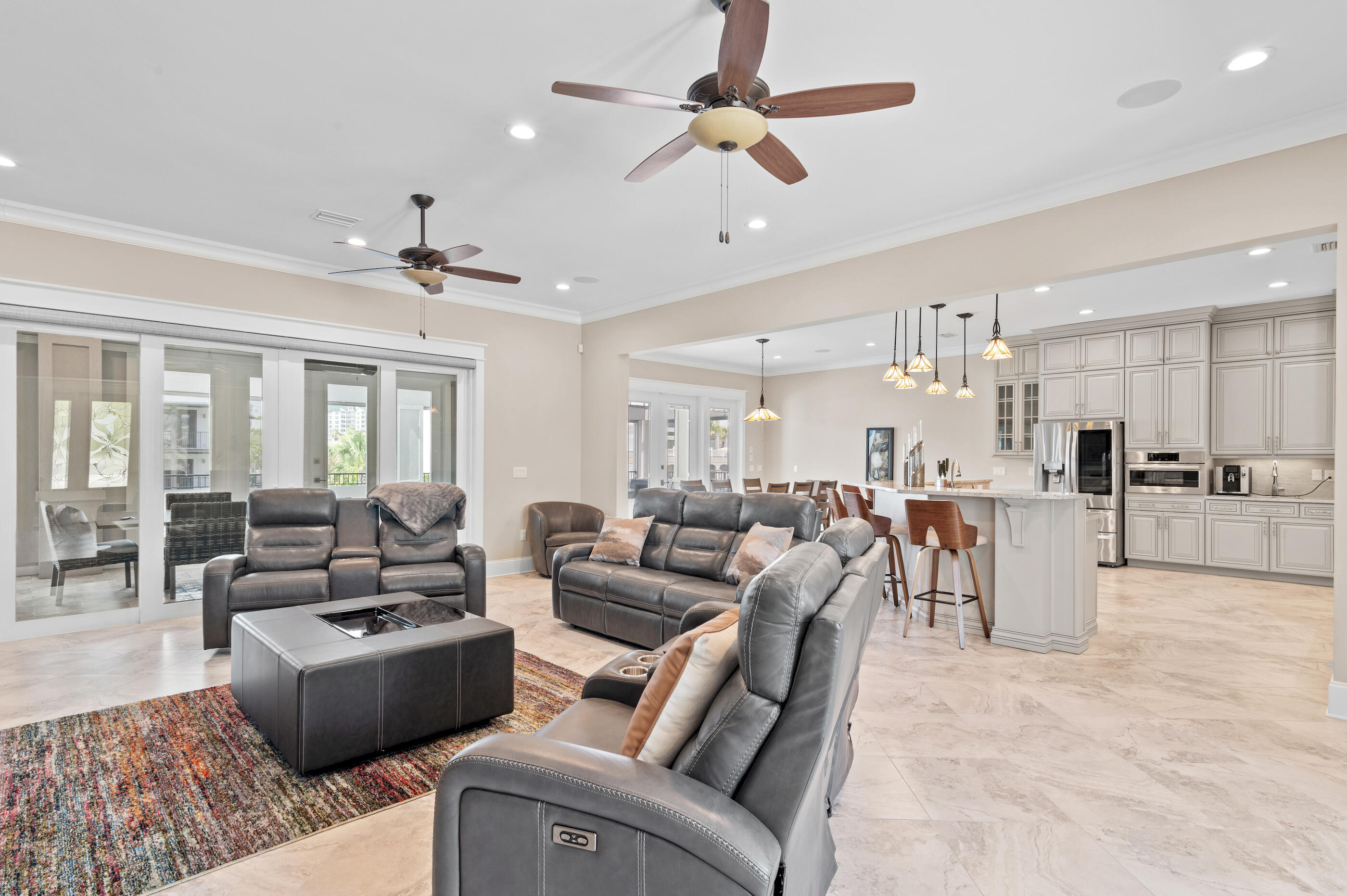 HOLIDAY ISLE - Residential