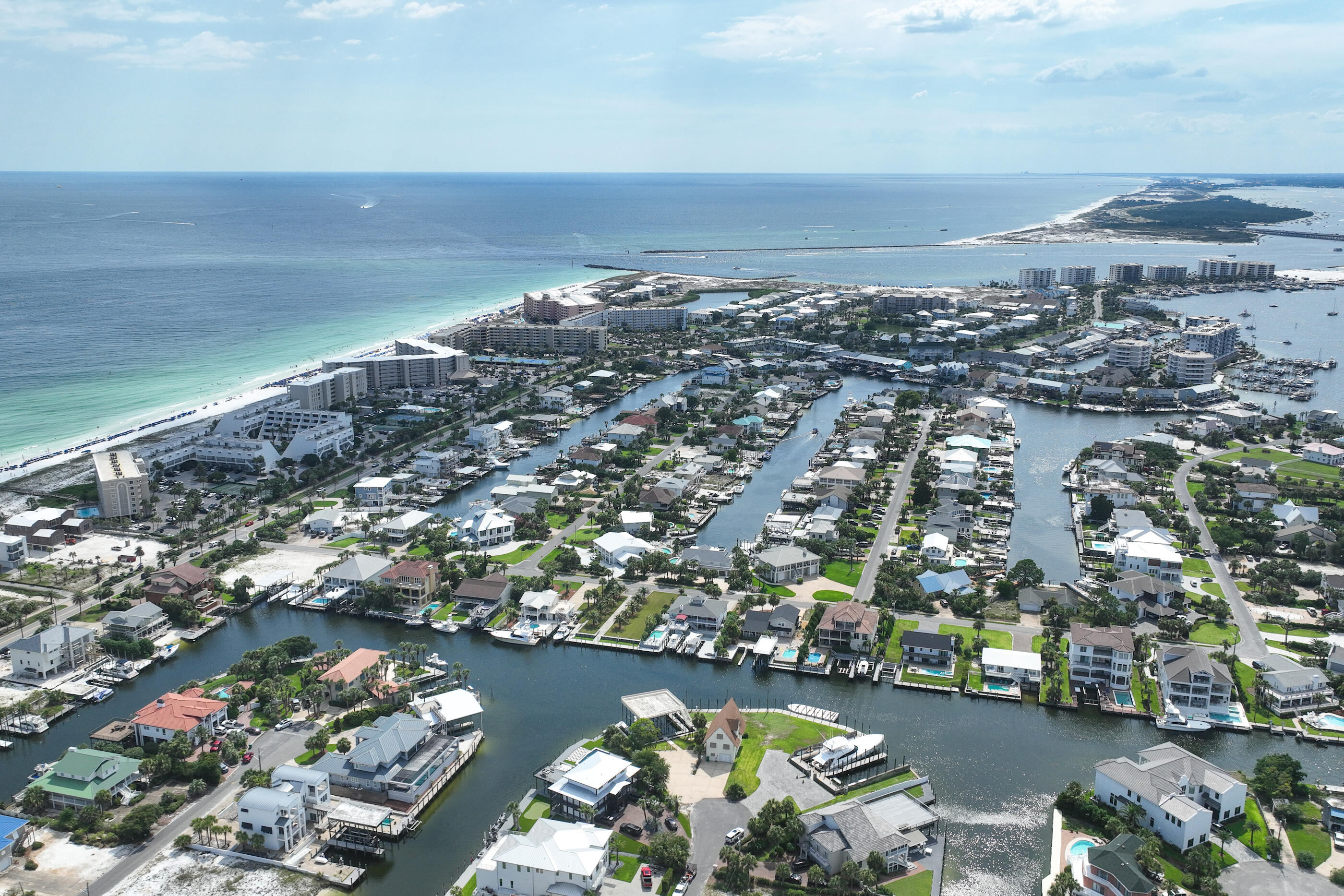 HOLIDAY ISLE - Residential