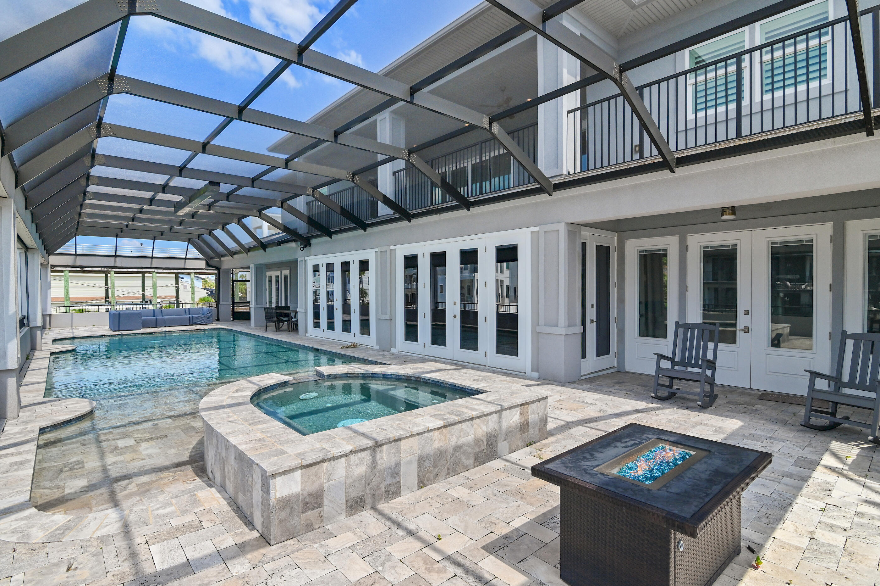 HOLIDAY ISLE - Residential