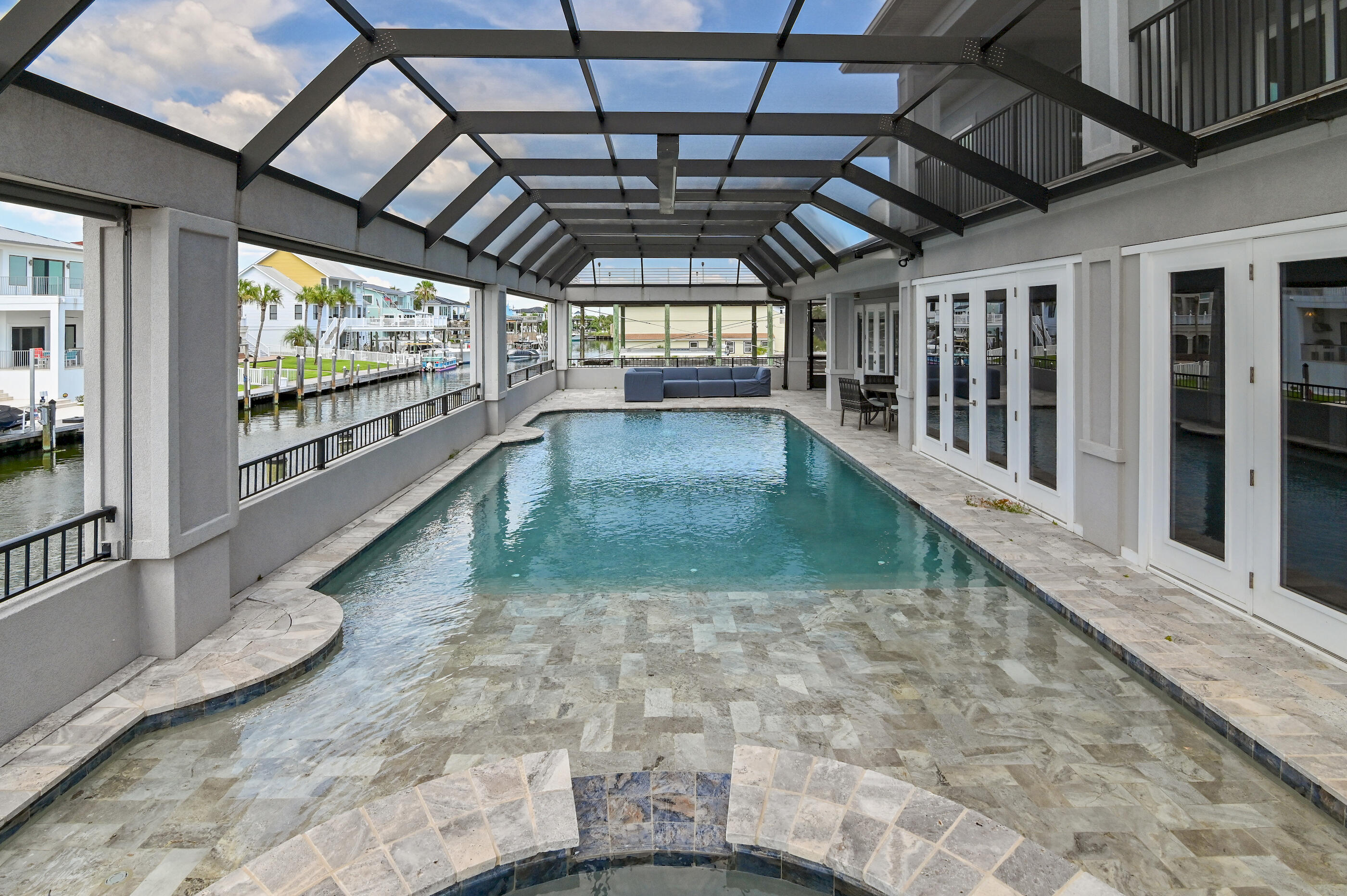 HOLIDAY ISLE - Residential
