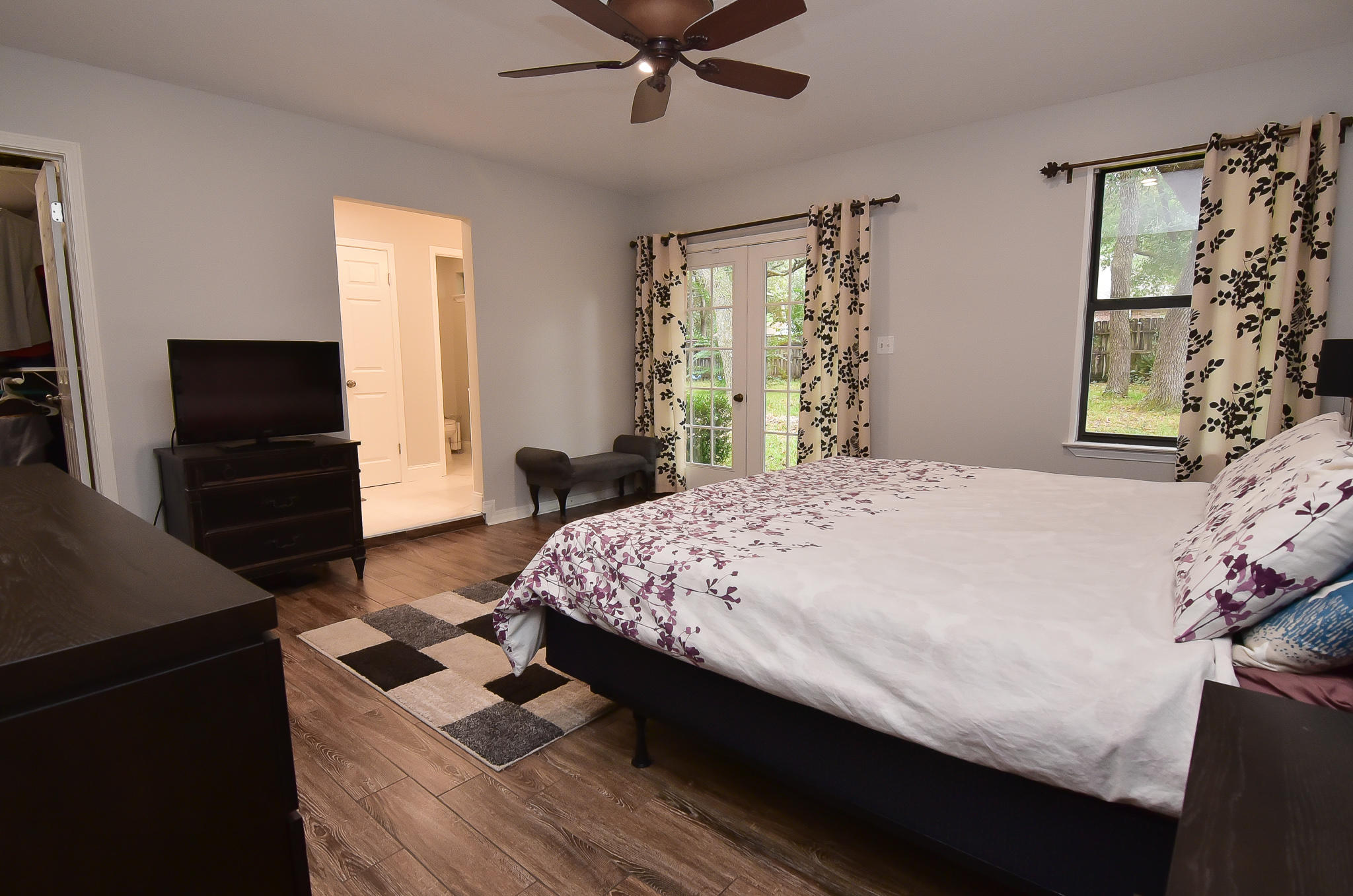 ROCKY BAYOU COUNTRY CLUB ESTATES 4 - Residential