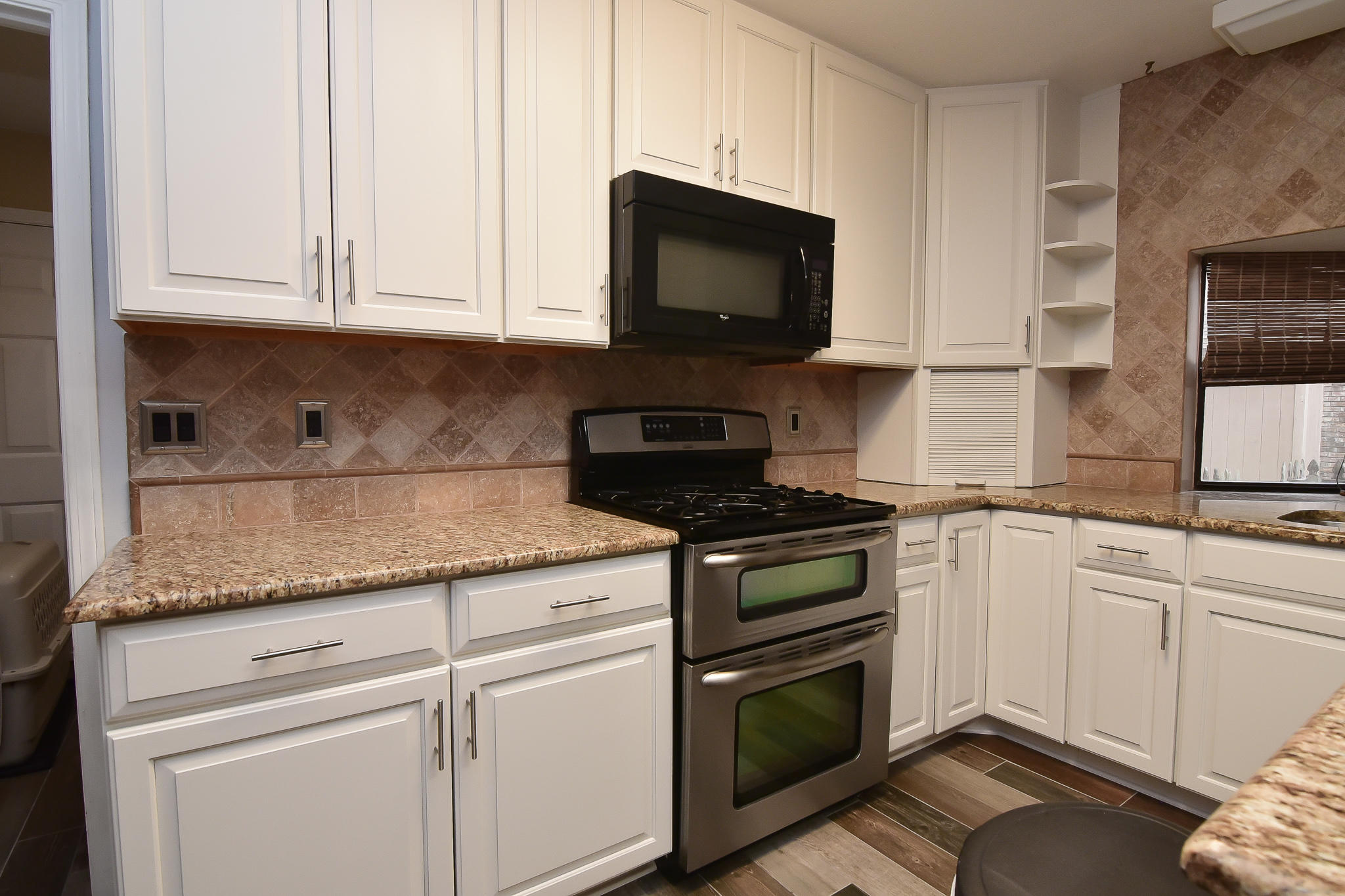 ROCKY BAYOU COUNTRY CLUB ESTATES 4 - Residential