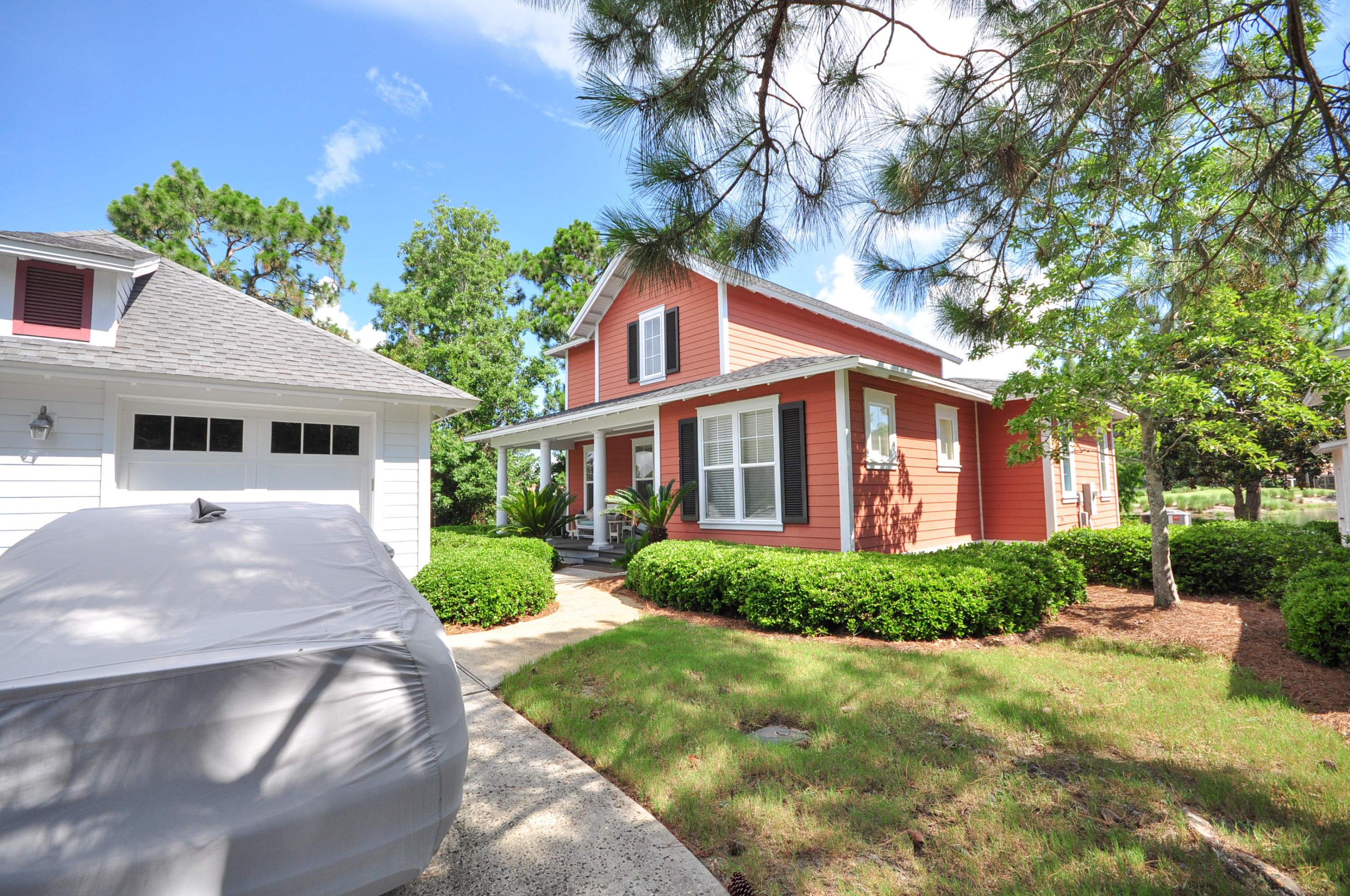 LAUREL GROVE - Residential