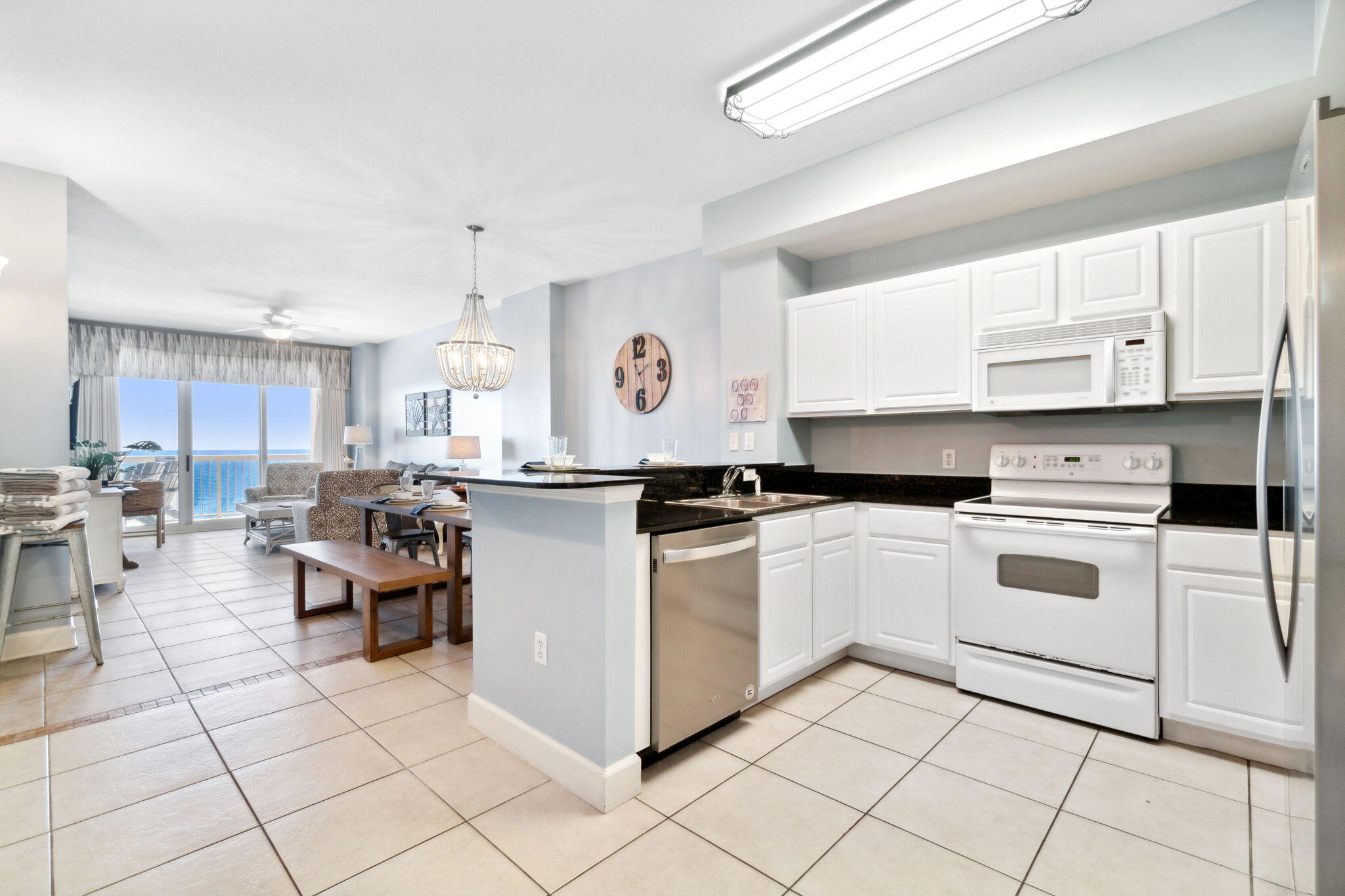 SUNRISE BEACH - Residential