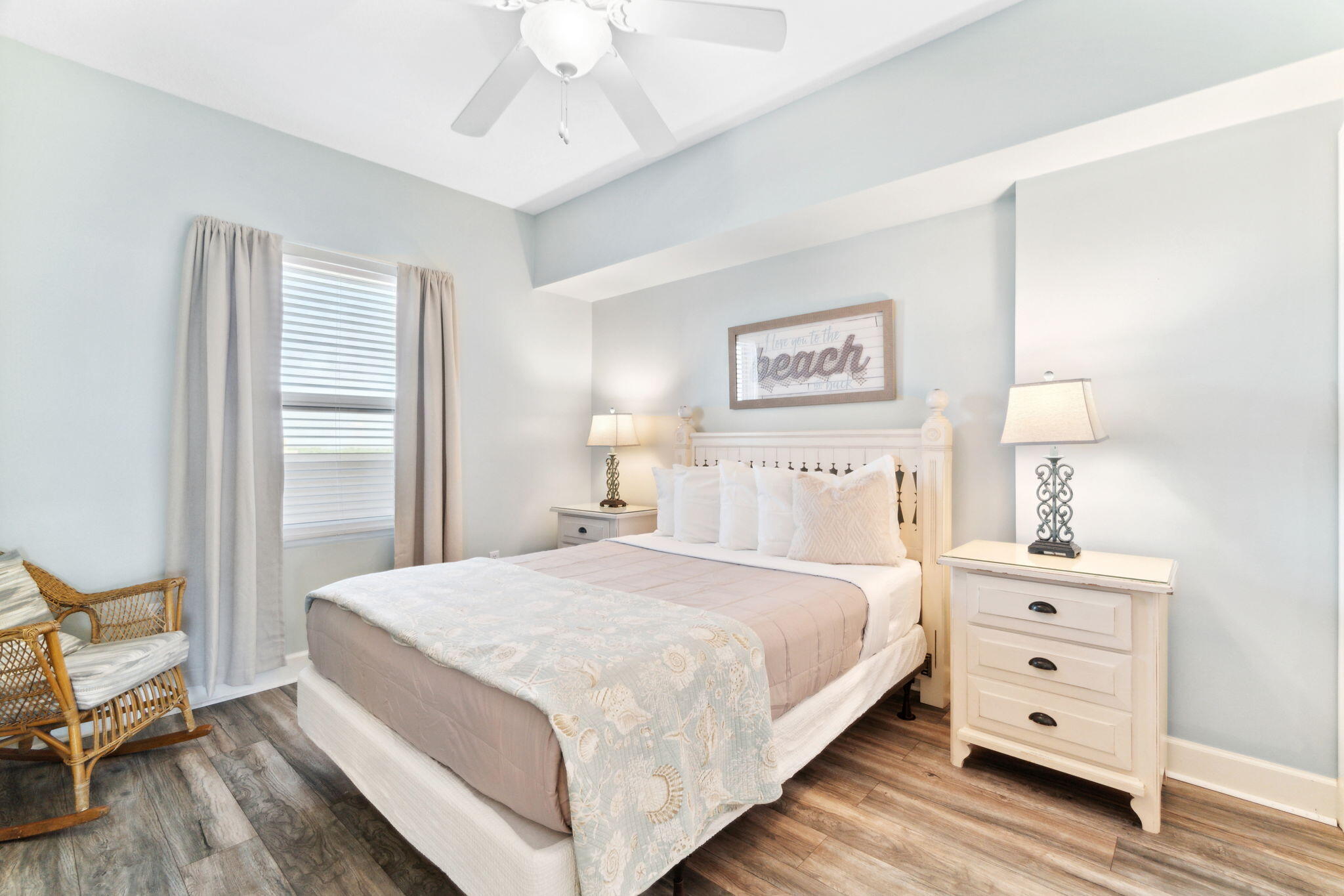 SUNRISE BEACH - Residential