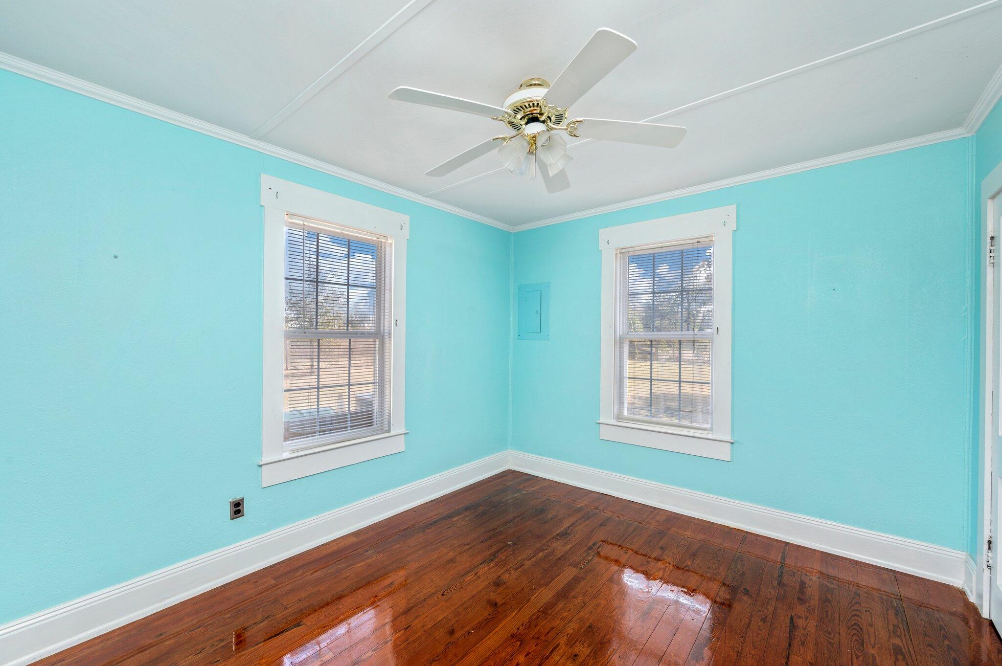 METES & BOUNDS - Residential Lease