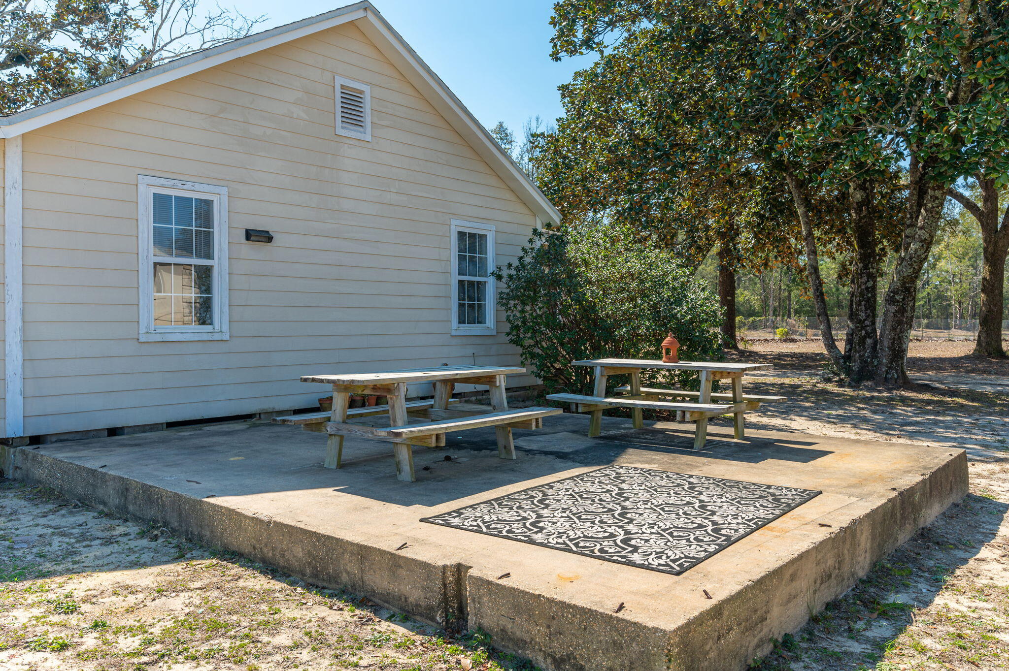 METES & BOUNDS - Residential Lease