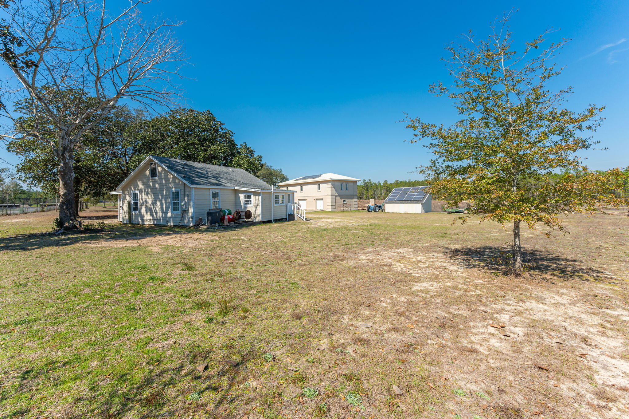 METES & BOUNDS - Residential Lease