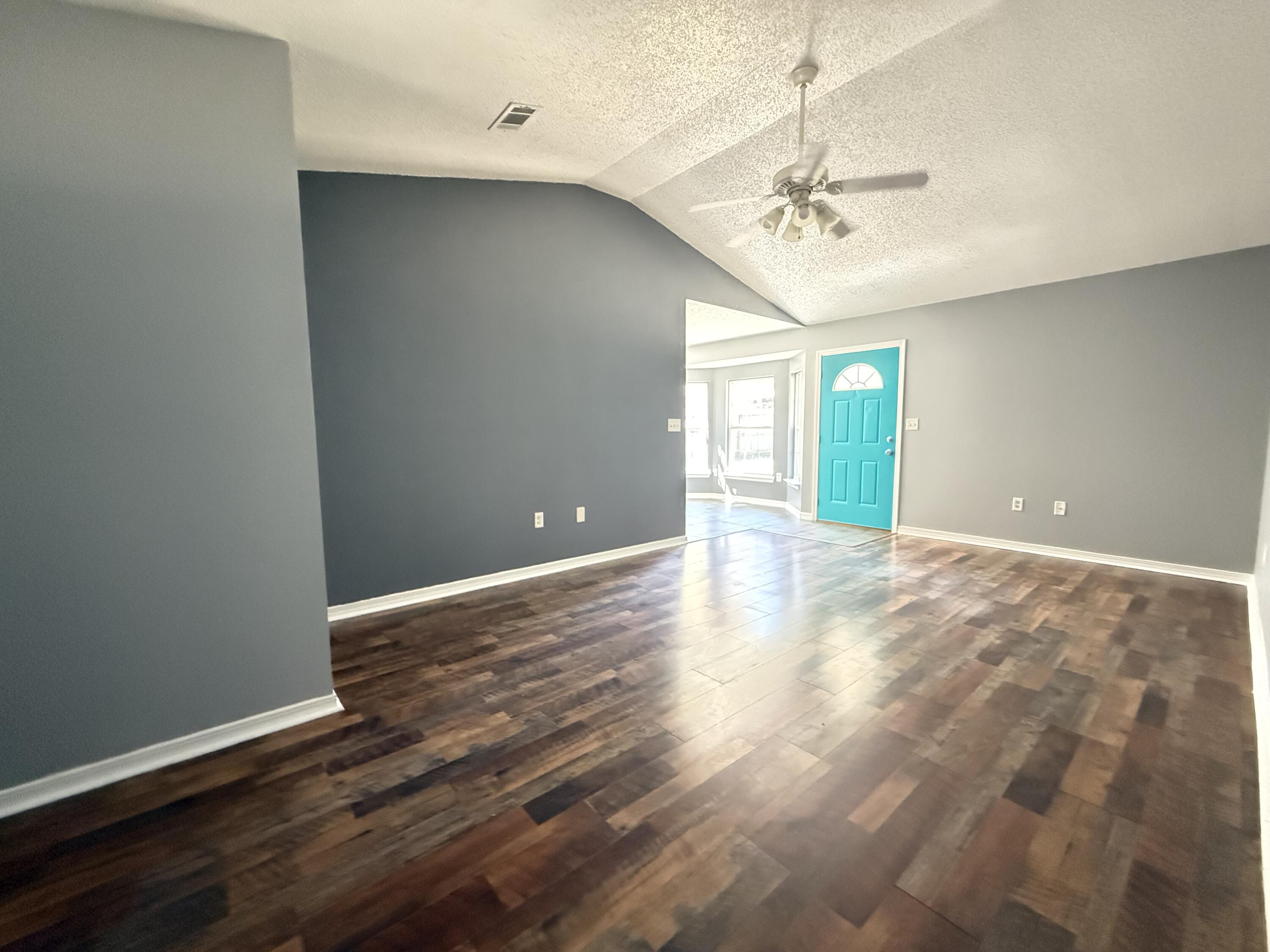 WINDING CREEK EST PH IV LOT 7 BLK B - Residential