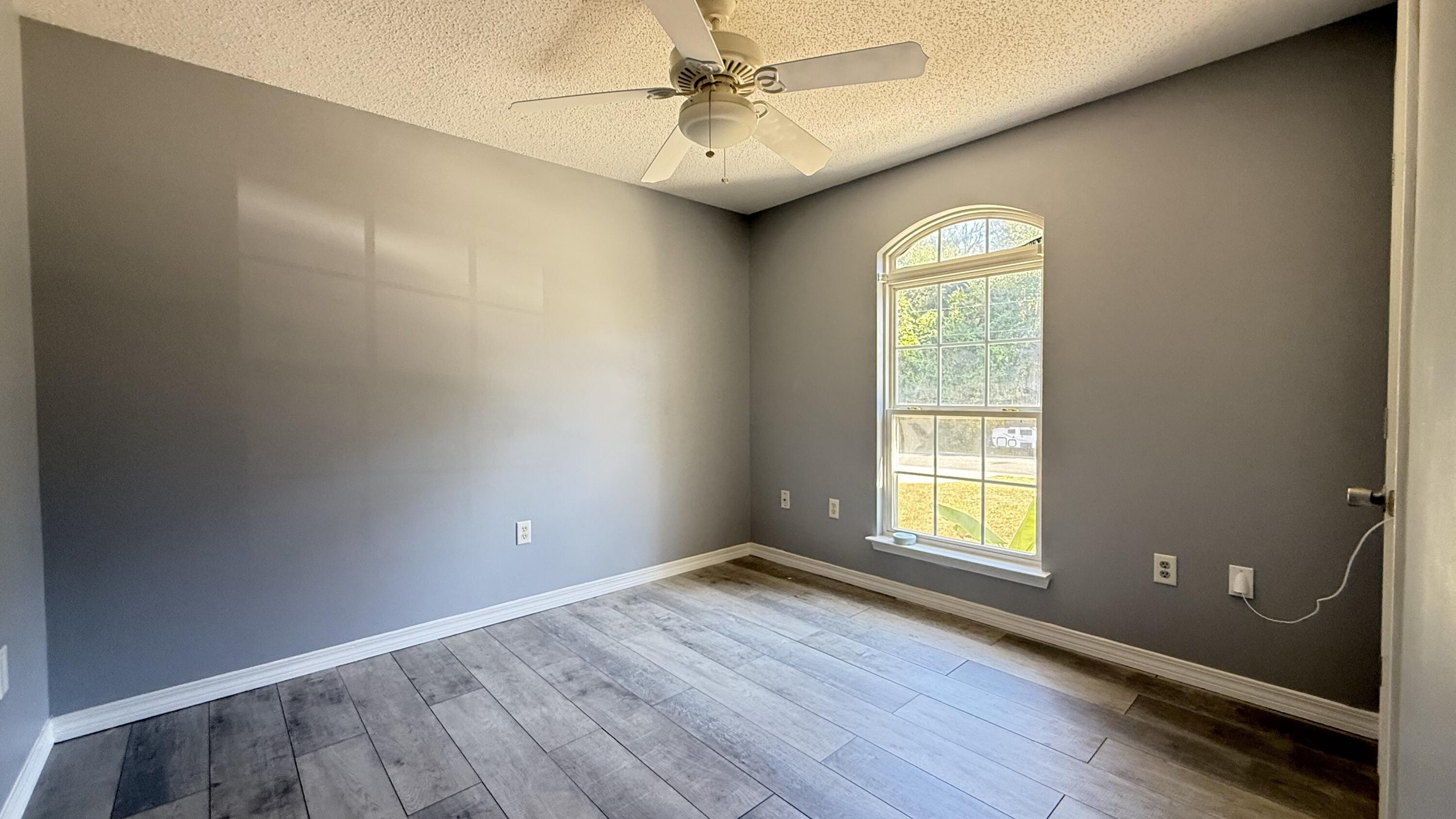 WINDING CREEK EST PH IV LOT 7 BLK B - Residential
