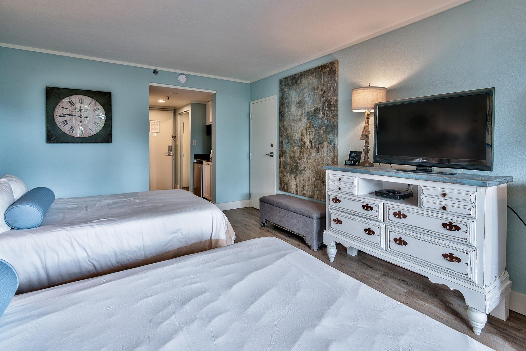 BAYSIDE AT SANDESTIN - Residential