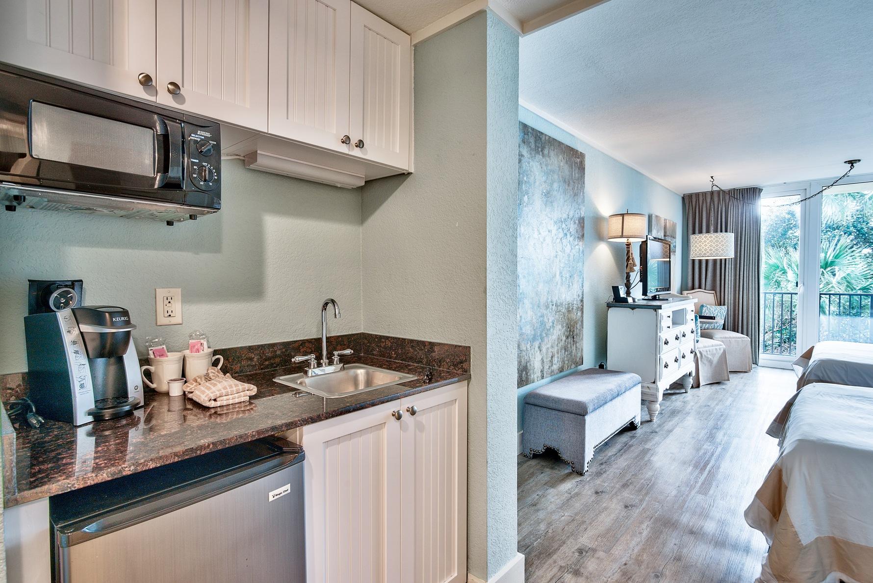 BAYSIDE AT SANDESTIN - Residential