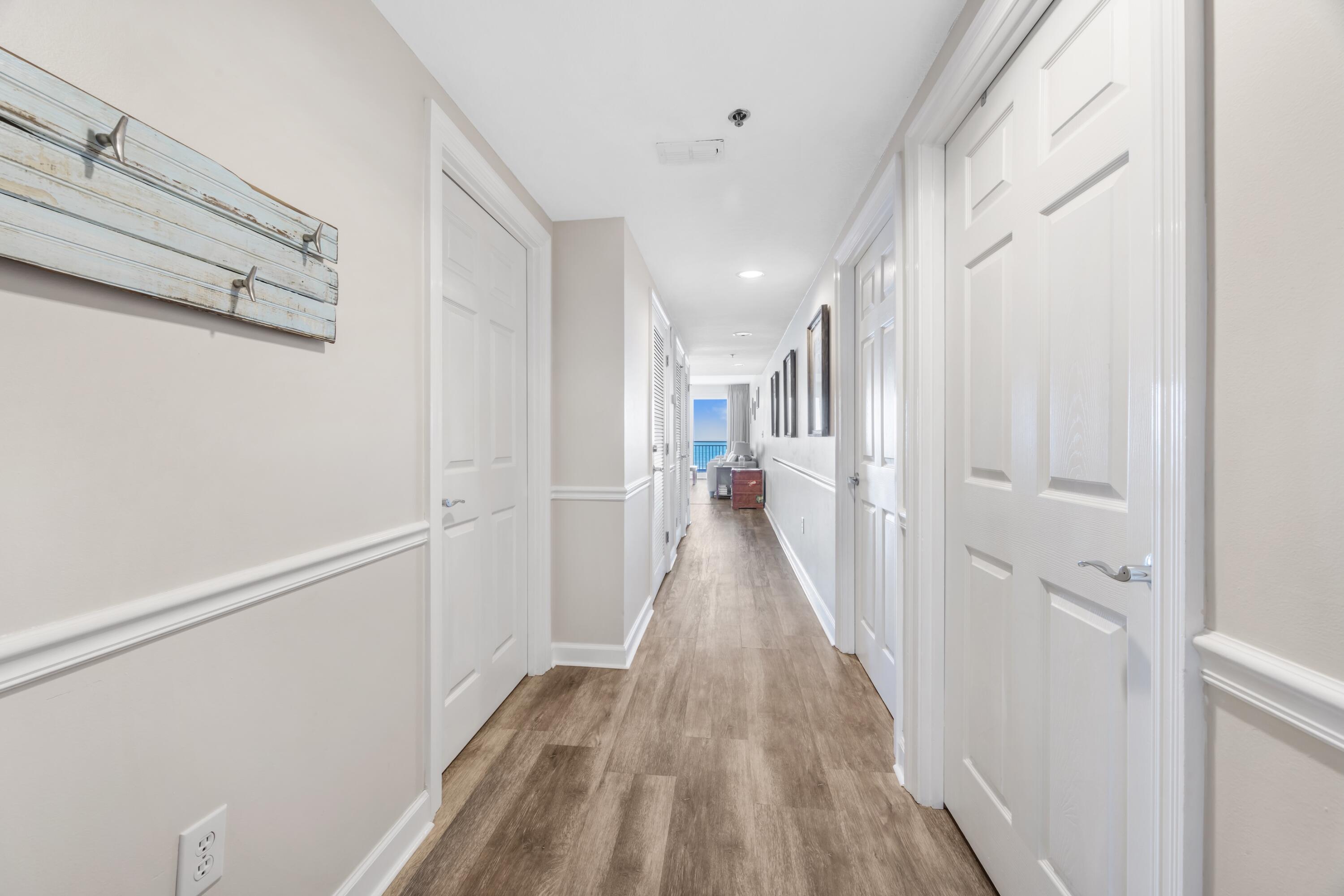 STERLING SHORES - Residential