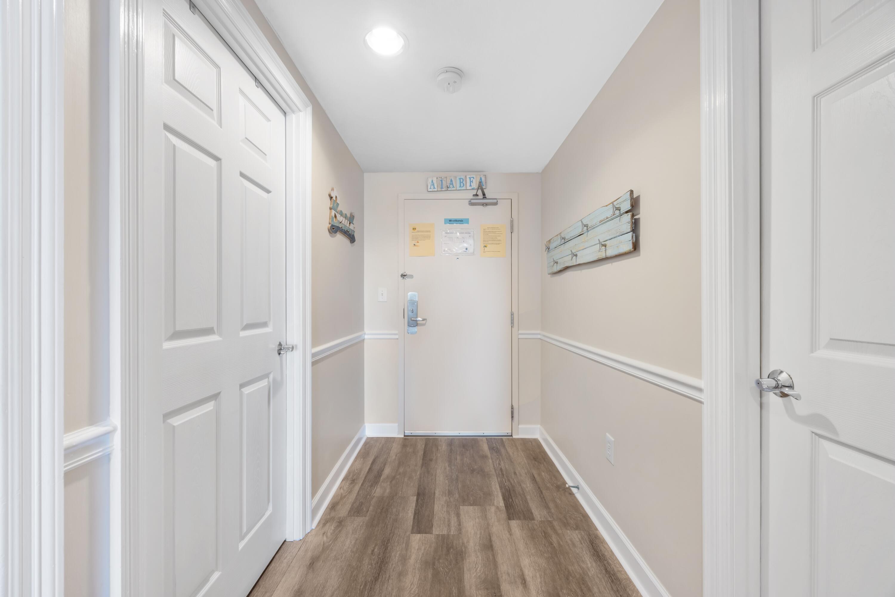 STERLING SHORES - Residential