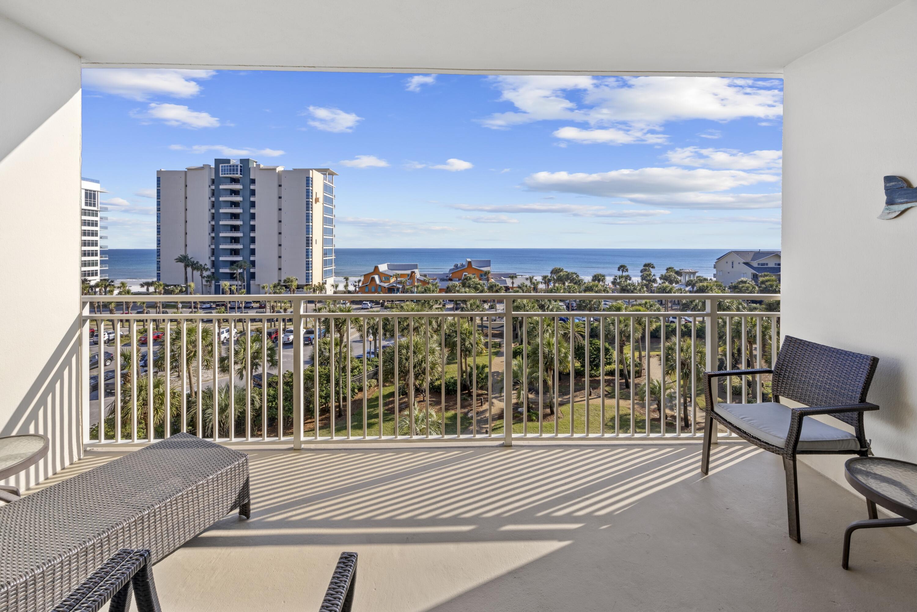 STERLING SHORES - Residential