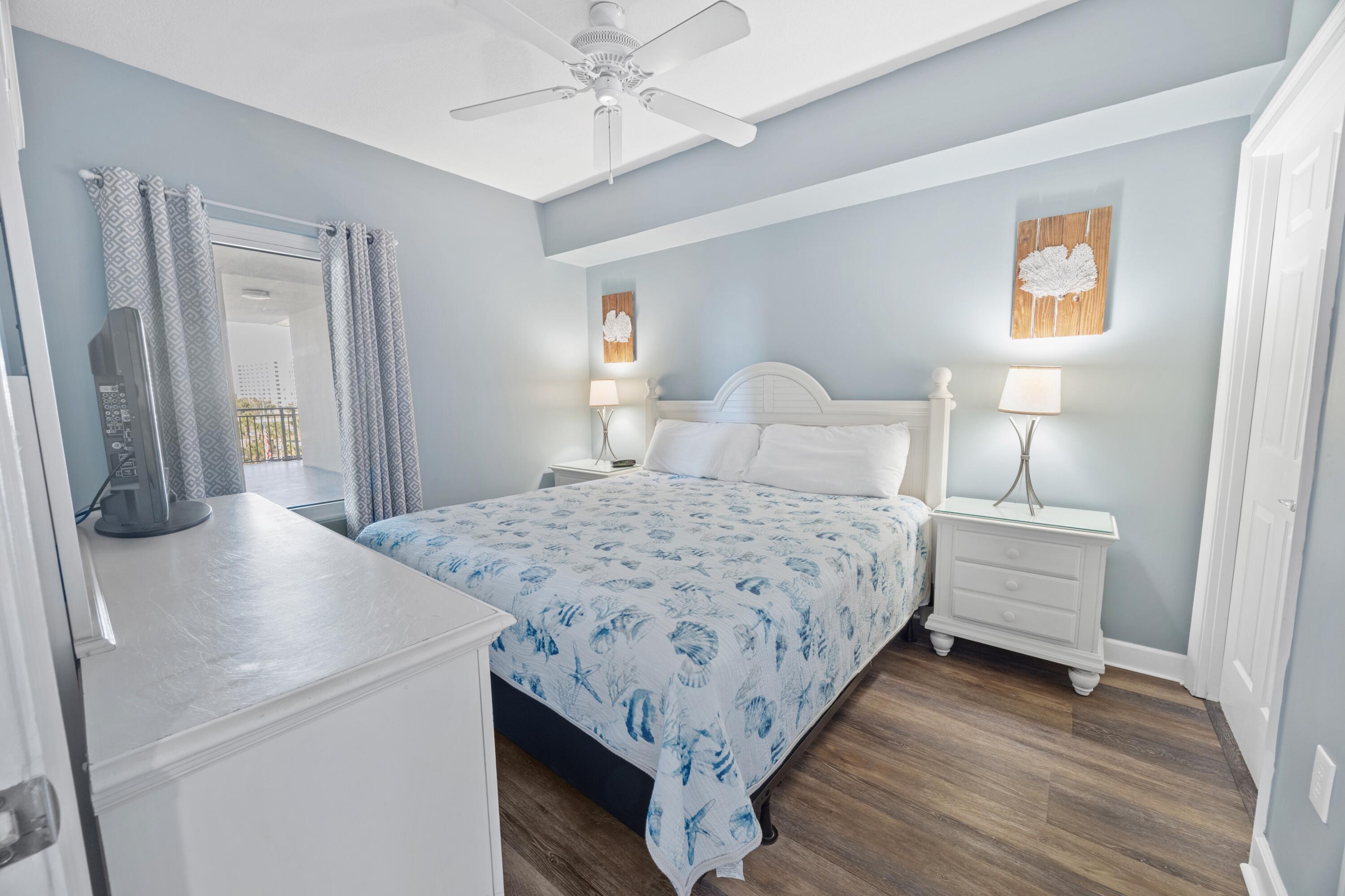 STERLING SHORES - Residential