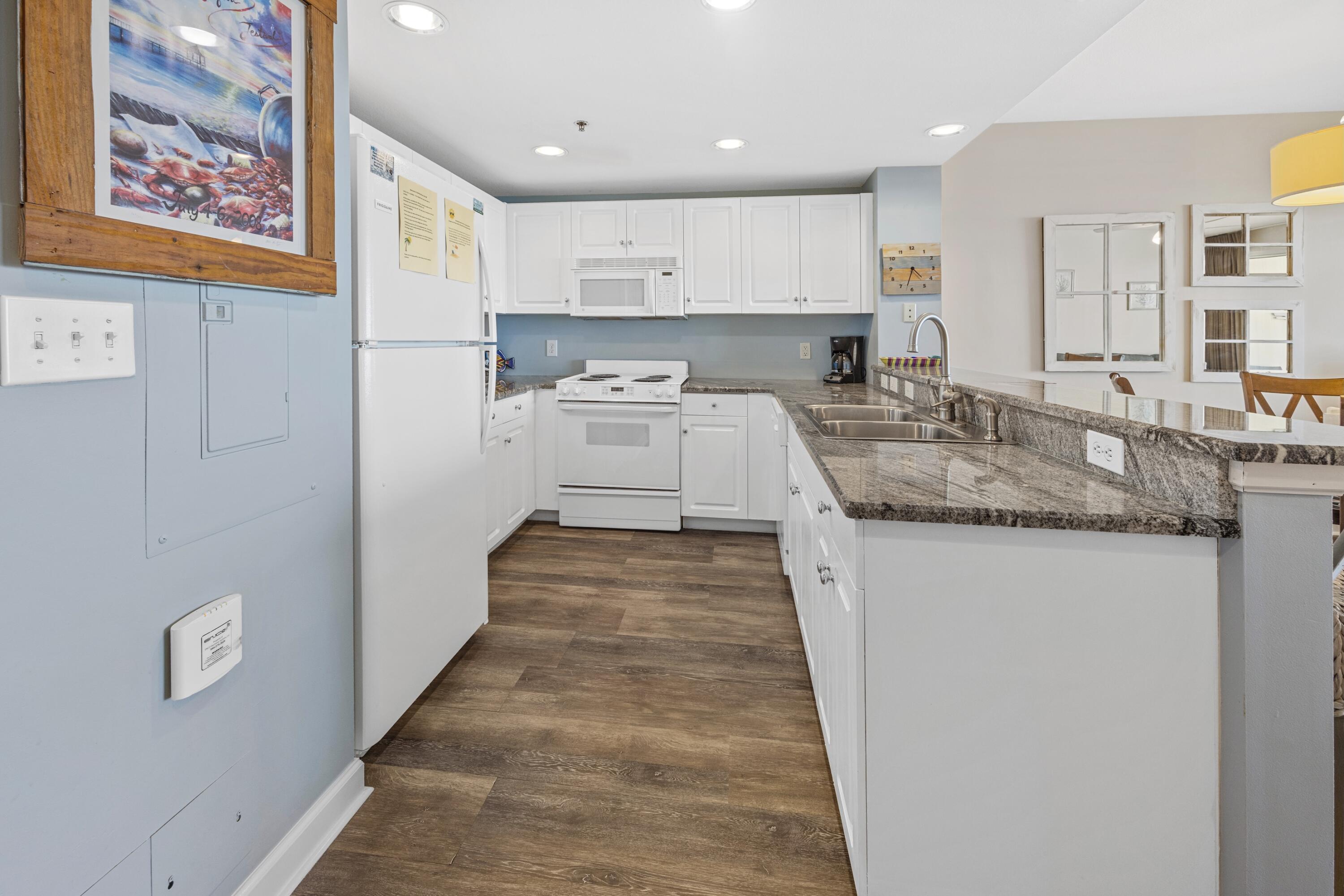 STERLING SHORES - Residential