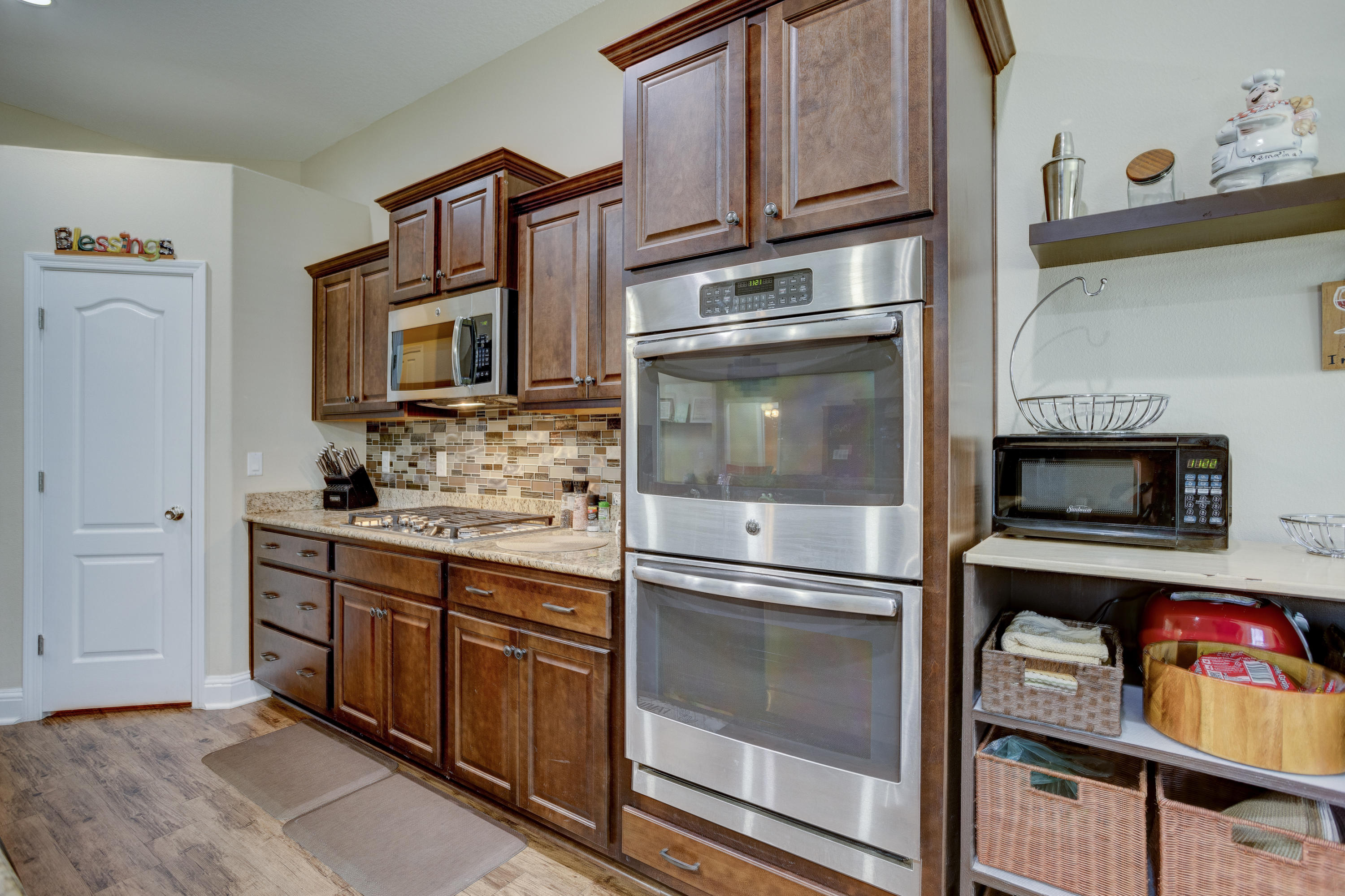 BROOKE ESTATES PH III - Residential