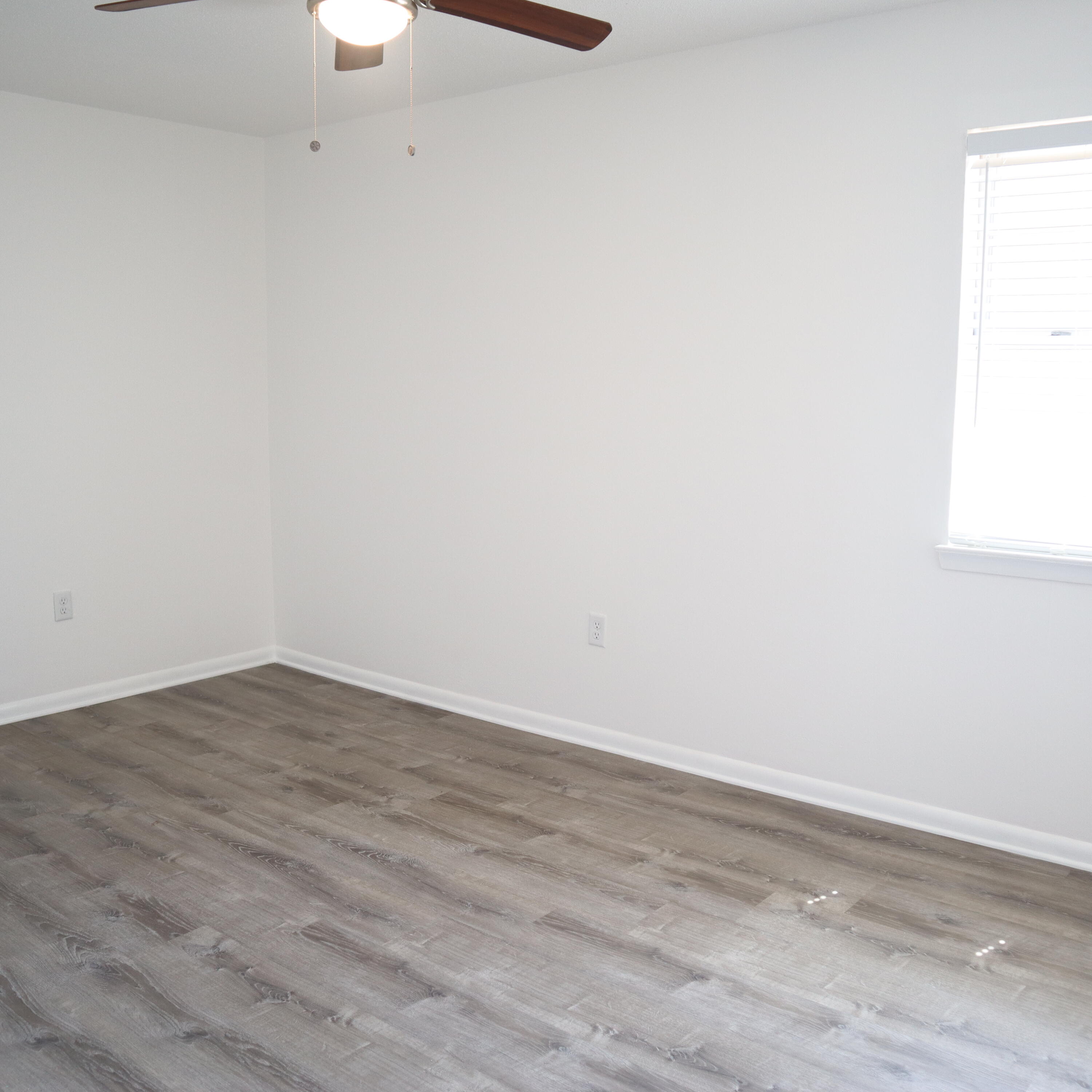 VICTORIA GARDENS - Residential