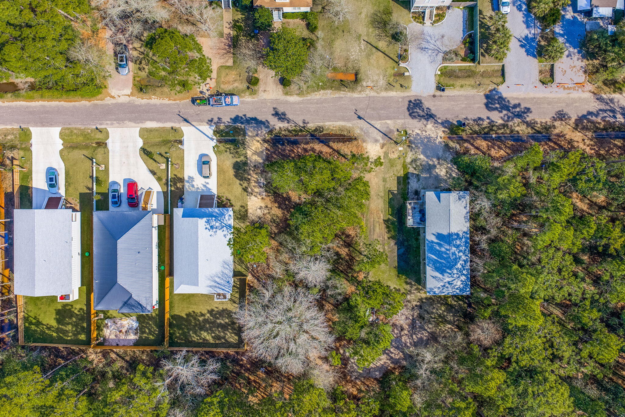 NO RECORDED SUBDIVISION - Land