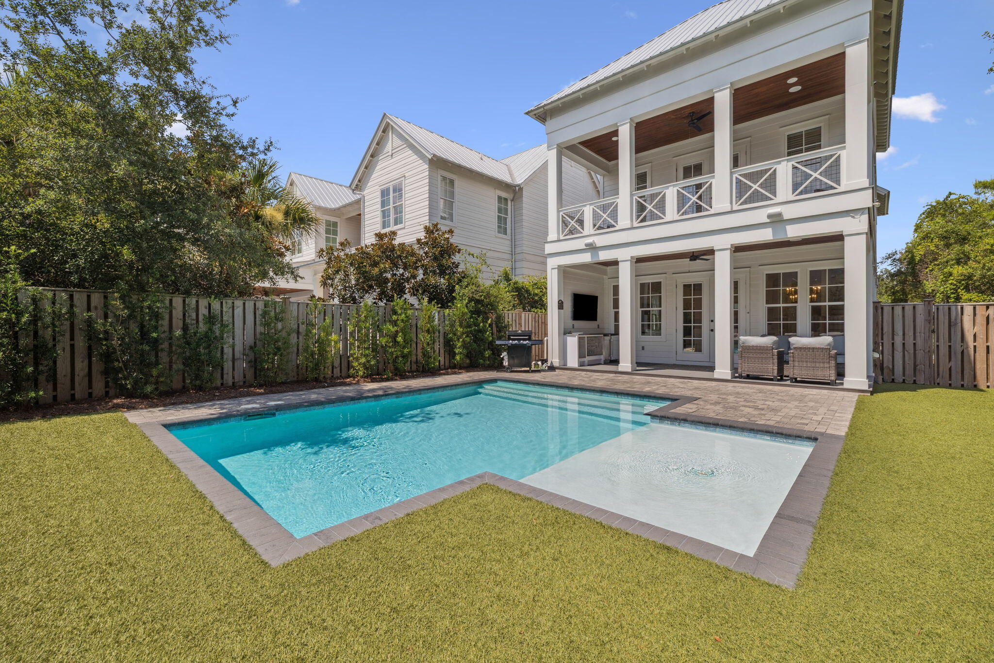 BLUE MOUNTAIN BEACH - Residential