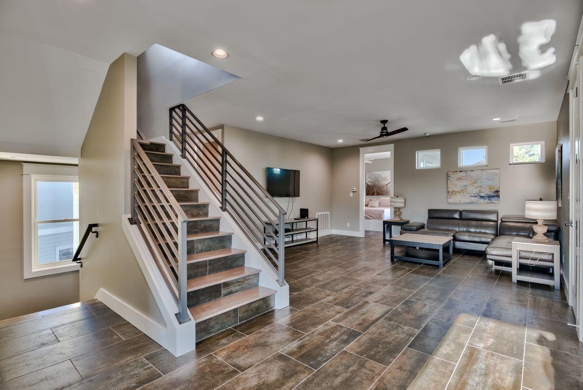 EMERALD WATERS VILLAGE - Residential