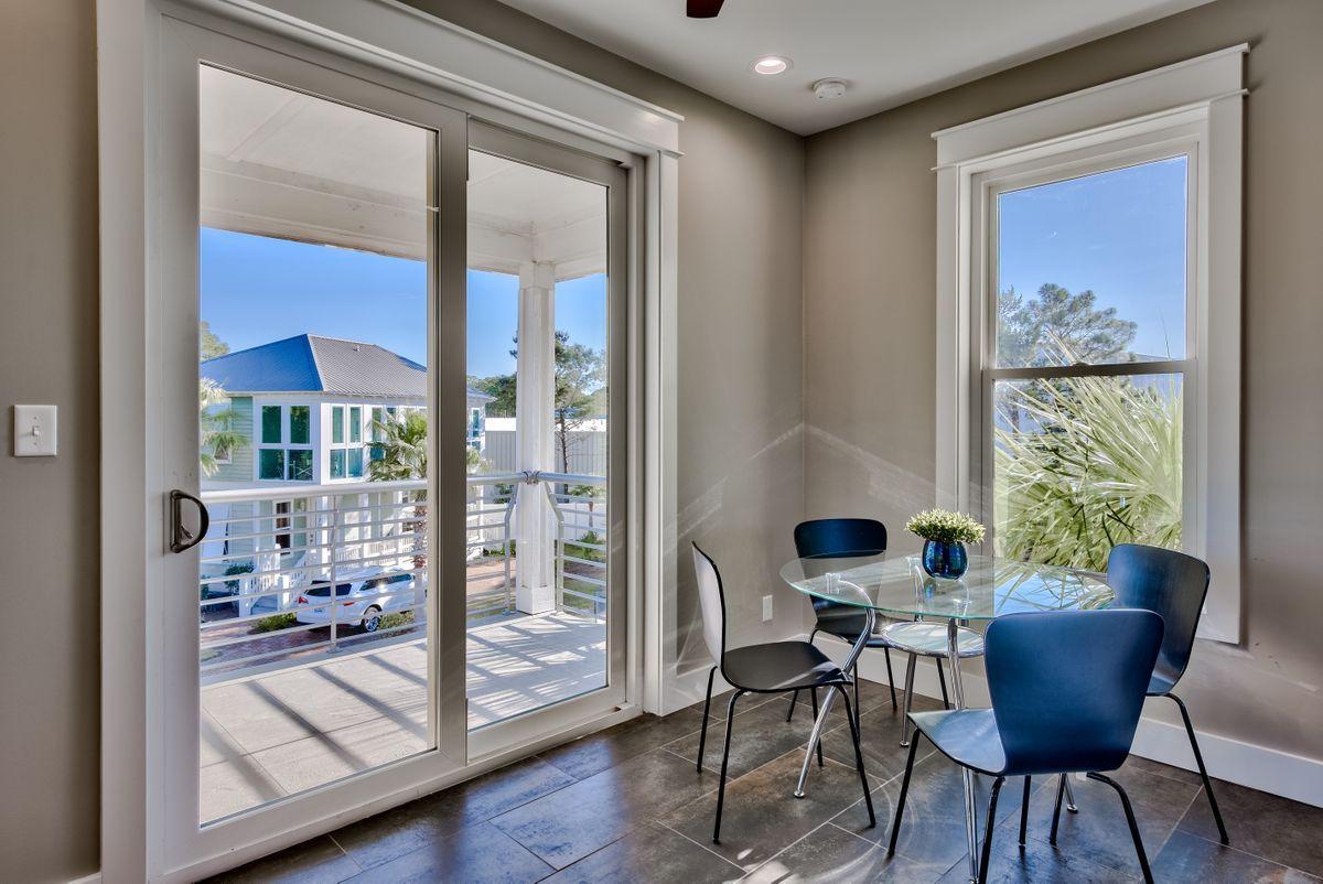 EMERALD WATERS VILLAGE - Residential