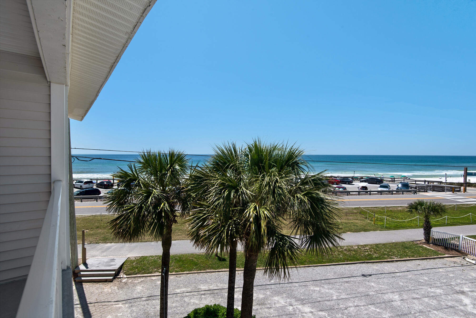 SUMMERSPELL CONDO - Residential