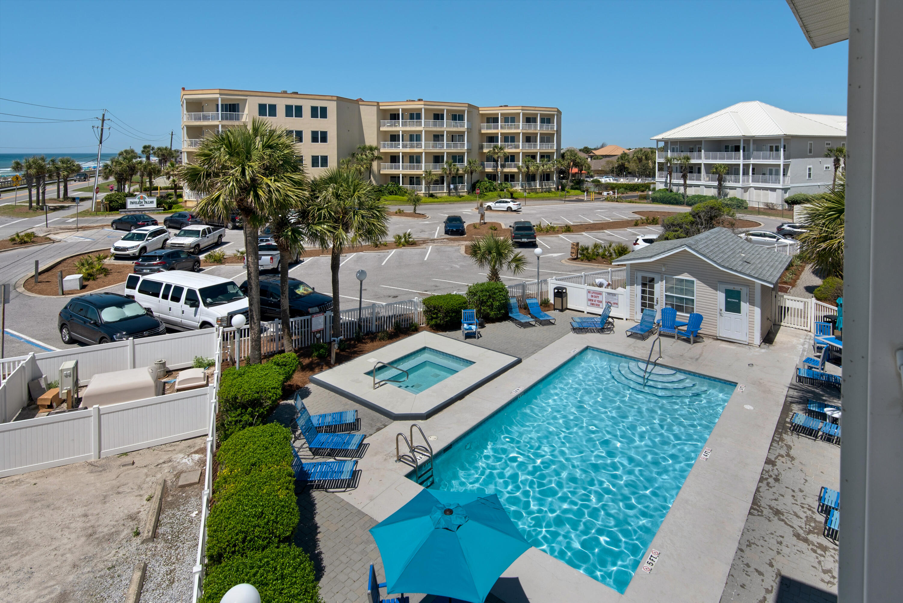 SUMMERSPELL CONDO - Residential