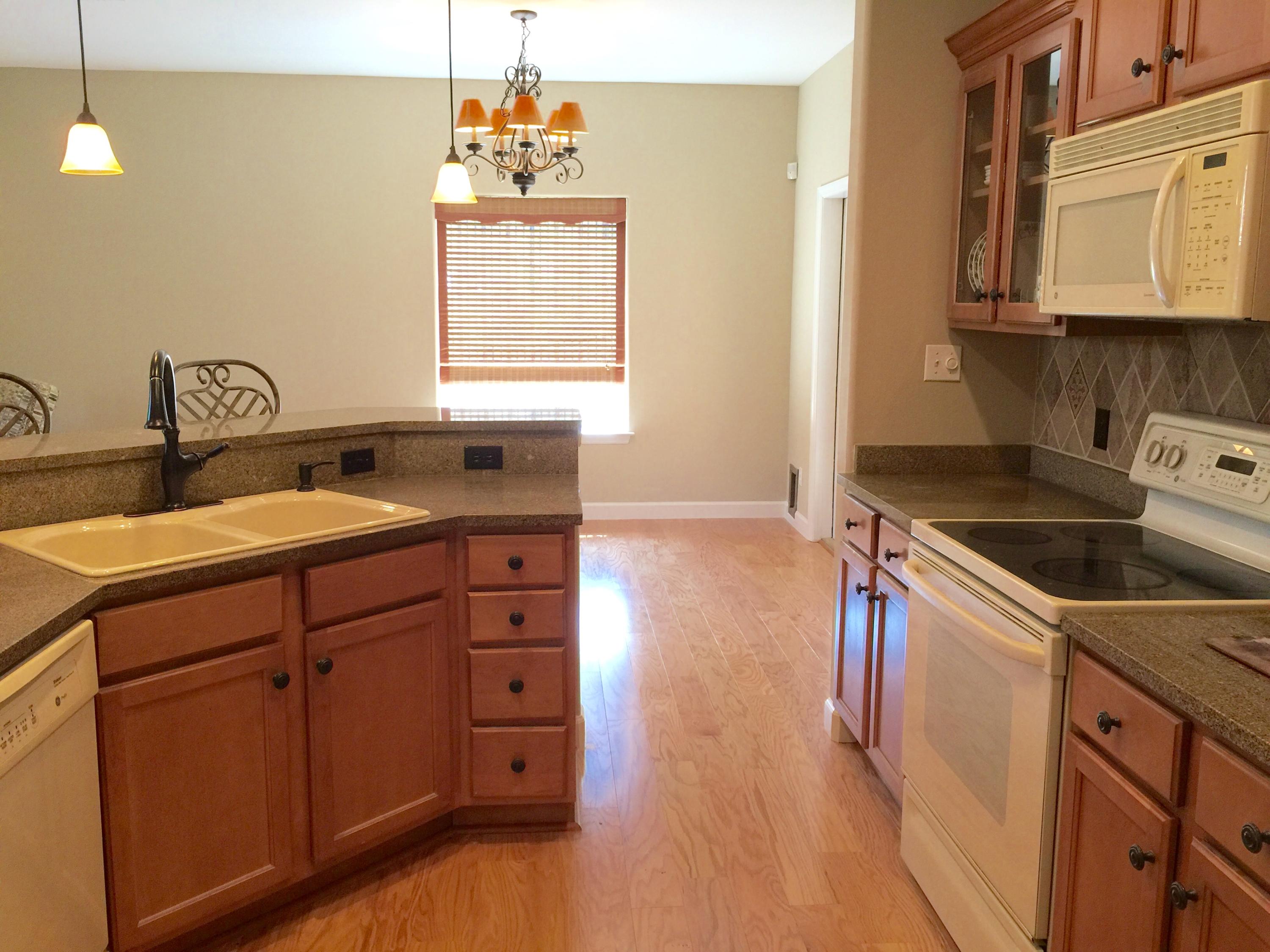 PELICAN BAY - Residential