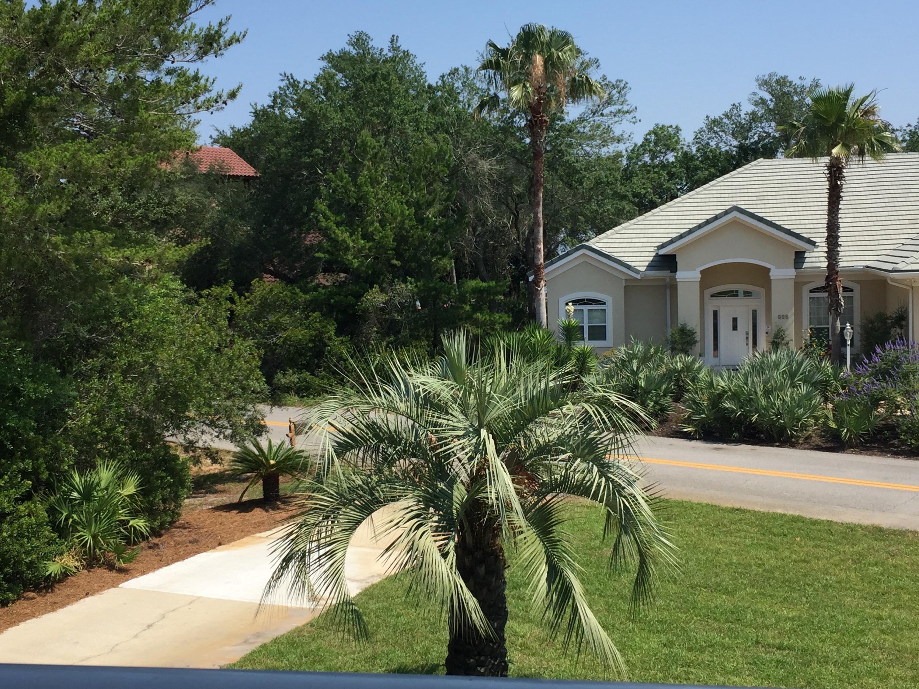 PELICAN BAY - Residential