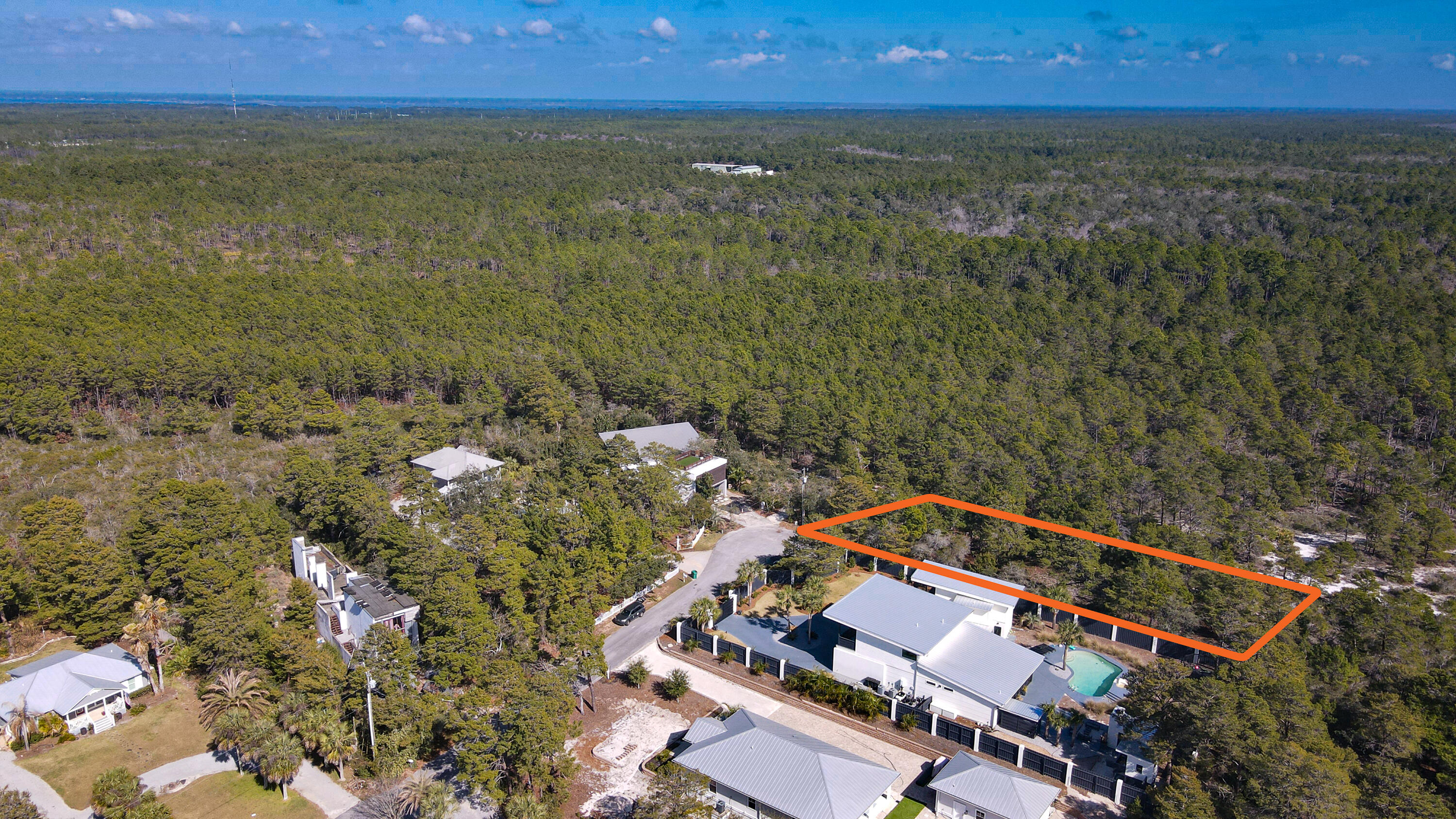 PINES OF BLUE MOUNTAIN - Land