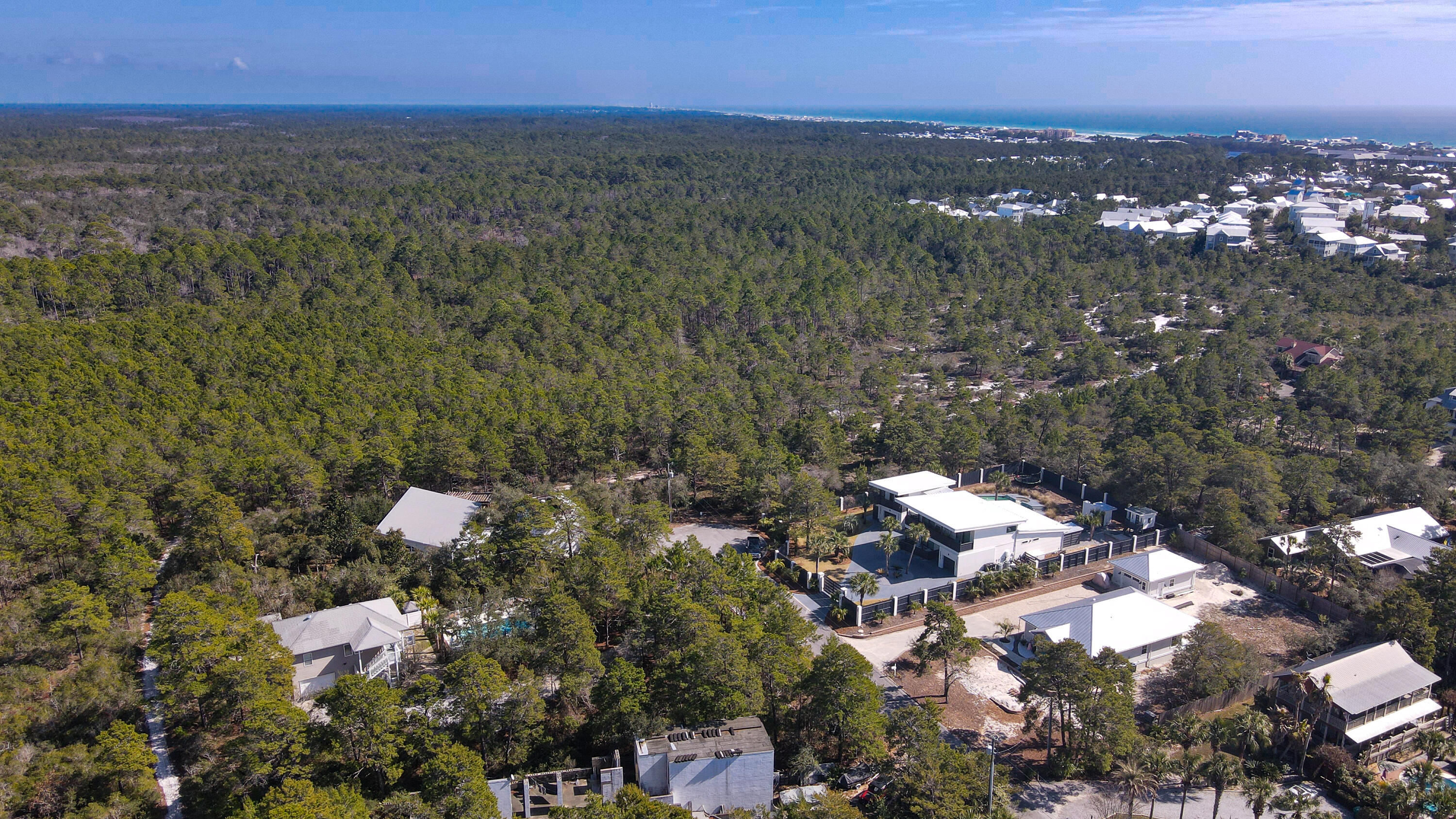 PINES OF BLUE MOUNTAIN - Land