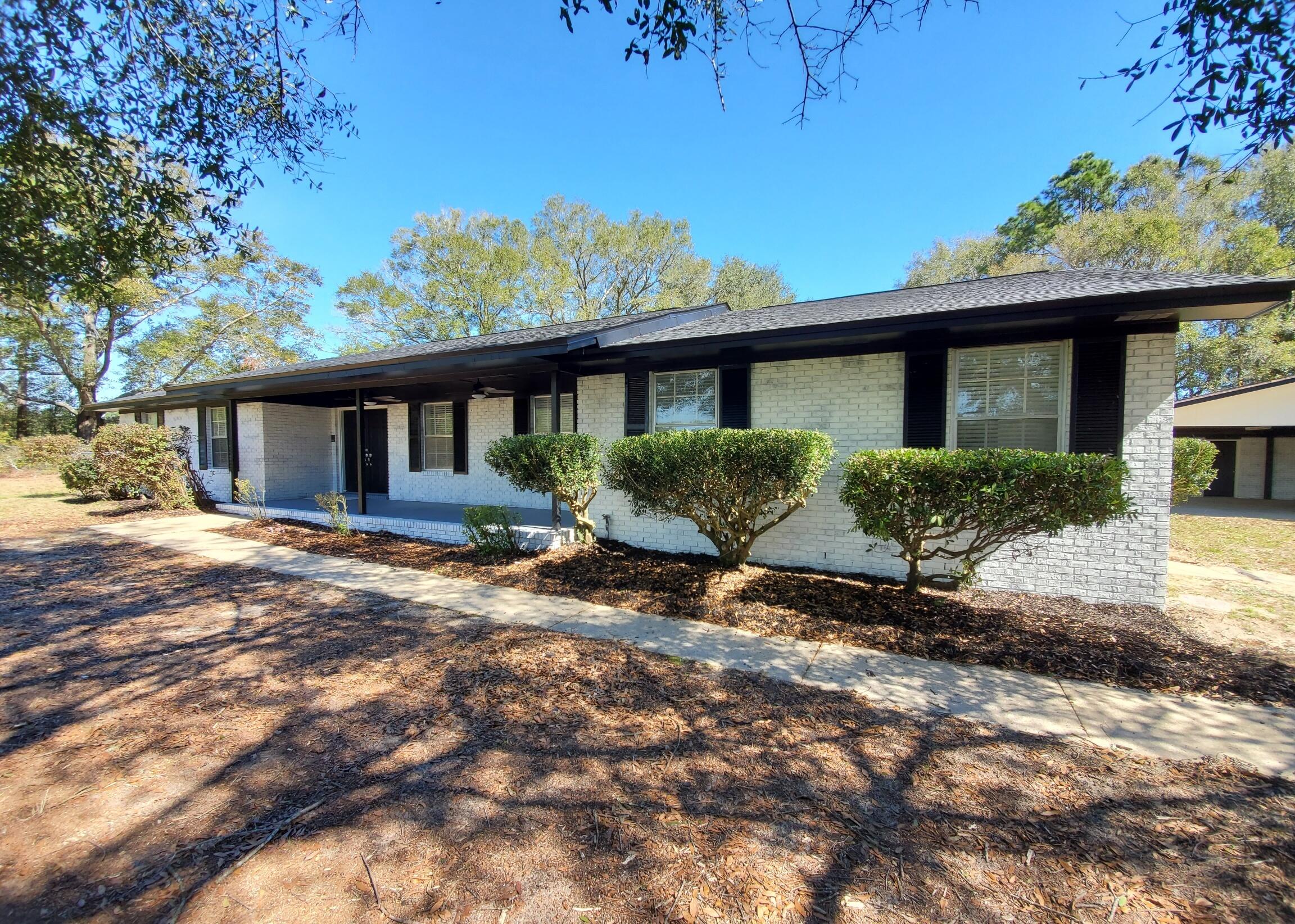 NO RECORDED SUBDIVISION - Residential